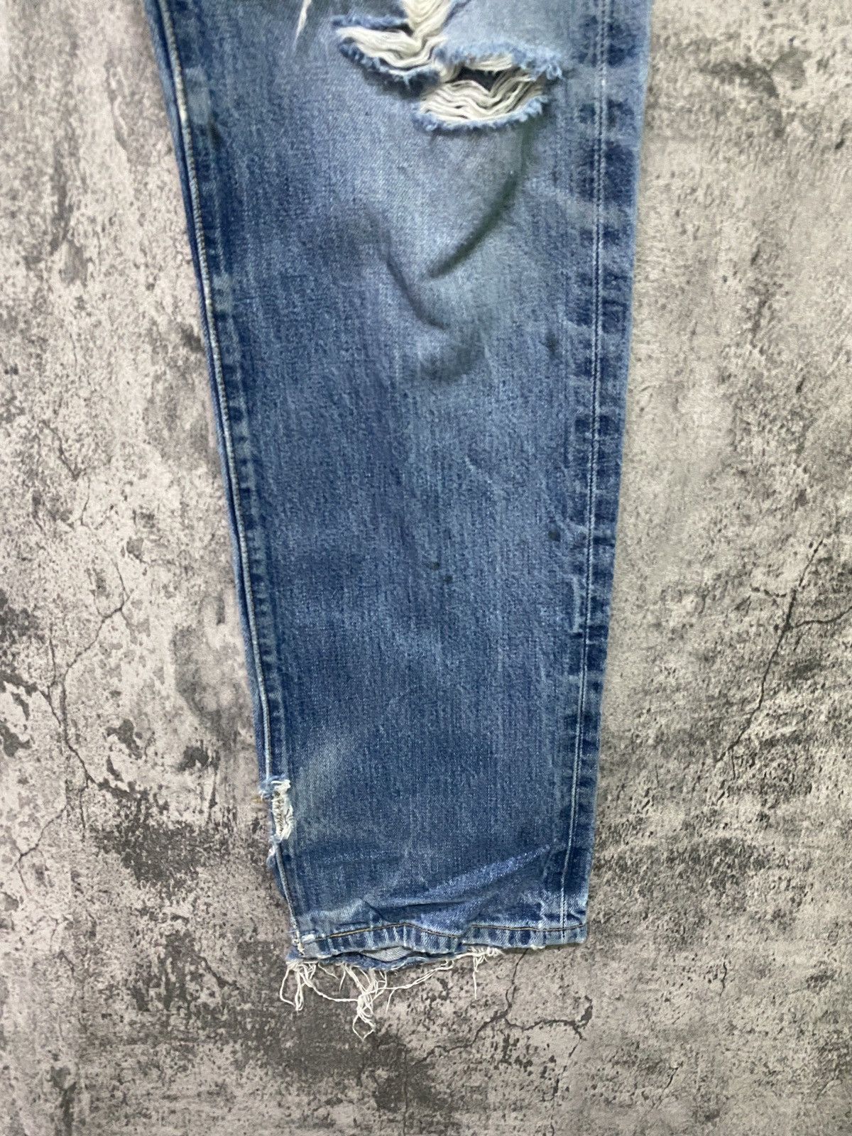 Levi's × Vintage Vintage Levi's 501 Super Distressed Jeans -L62 Size US 32 / EU 48 - 8 Thumbnail