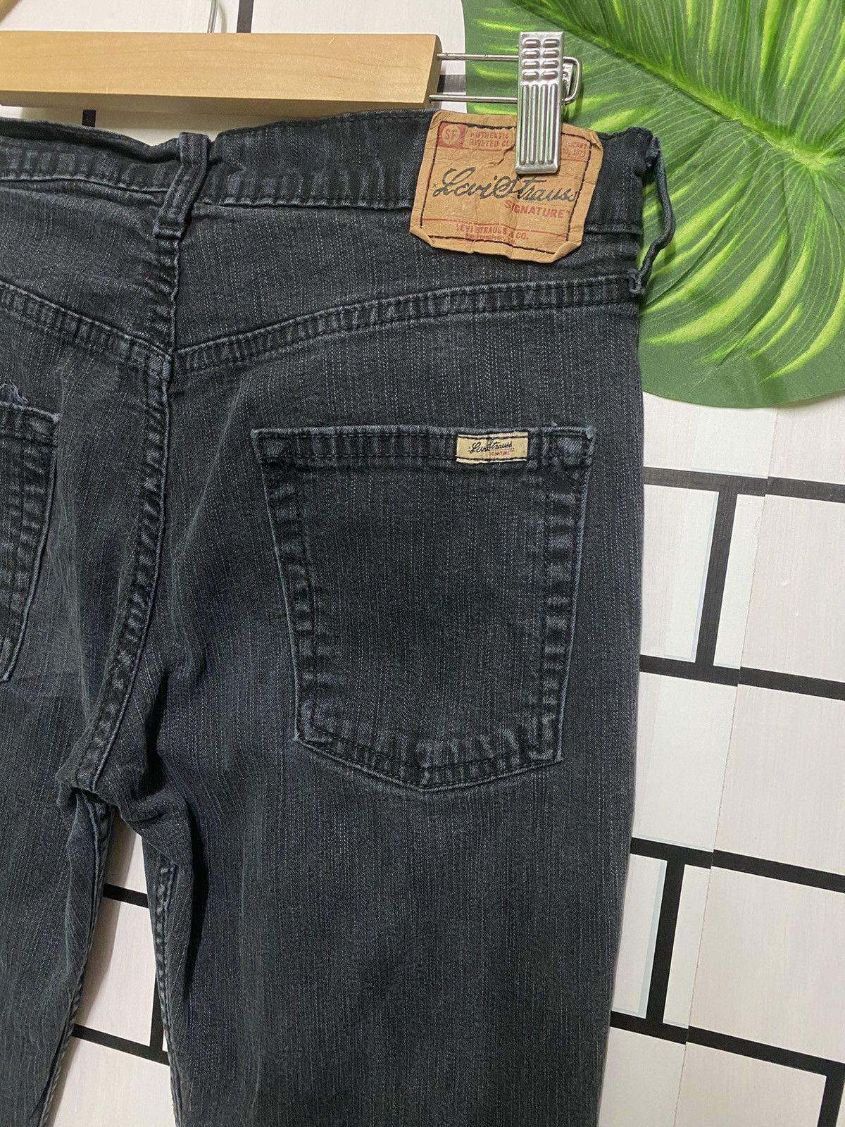 Levi's × Vintage LEVIS SIGNATURE Stretch Bootcut Flared Jeans -L35 Size US 30 / EU 46 - 8 Thumbnail