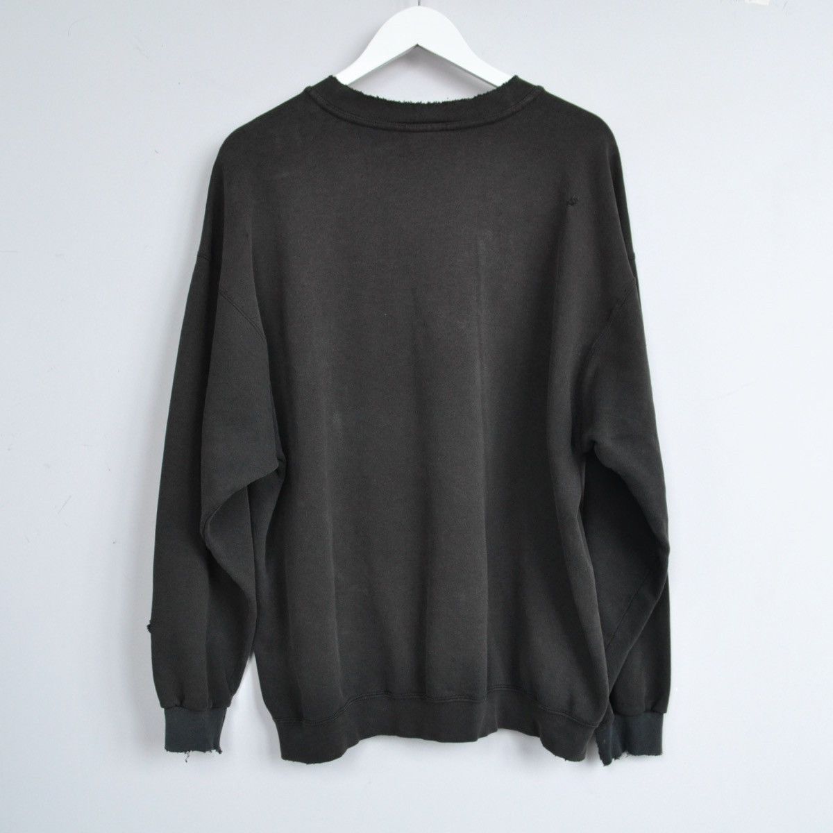 Nike NIKE Spell Out Sweatshirt 90s Sweater Gray Distressed Size US XL / EU 56 / 4 - 4 Thumbnail