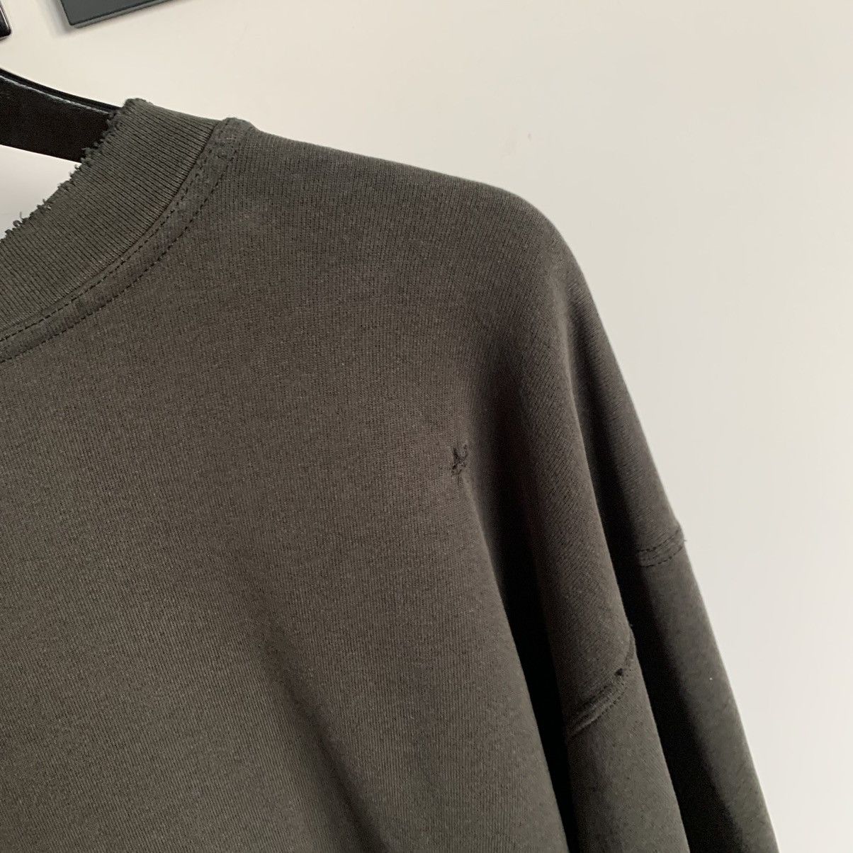 Nike NIKE Spell Out Sweatshirt 90s Sweater Gray Distressed Size US XL / EU 56 / 4 - 12 Thumbnail