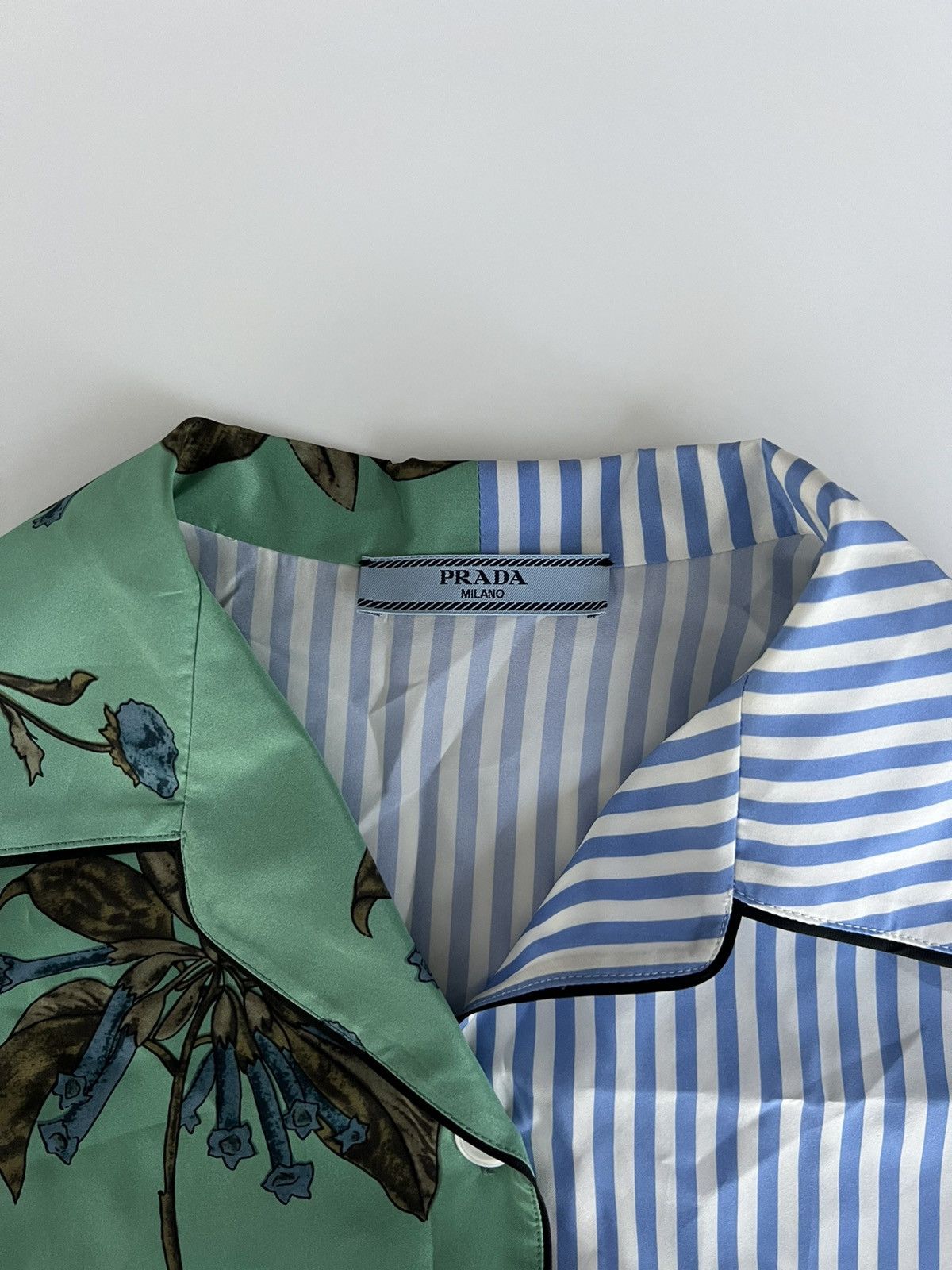 Prada Double Match silk shirt Size US M / EU 48-50 / 2 - 5 Thumbnail