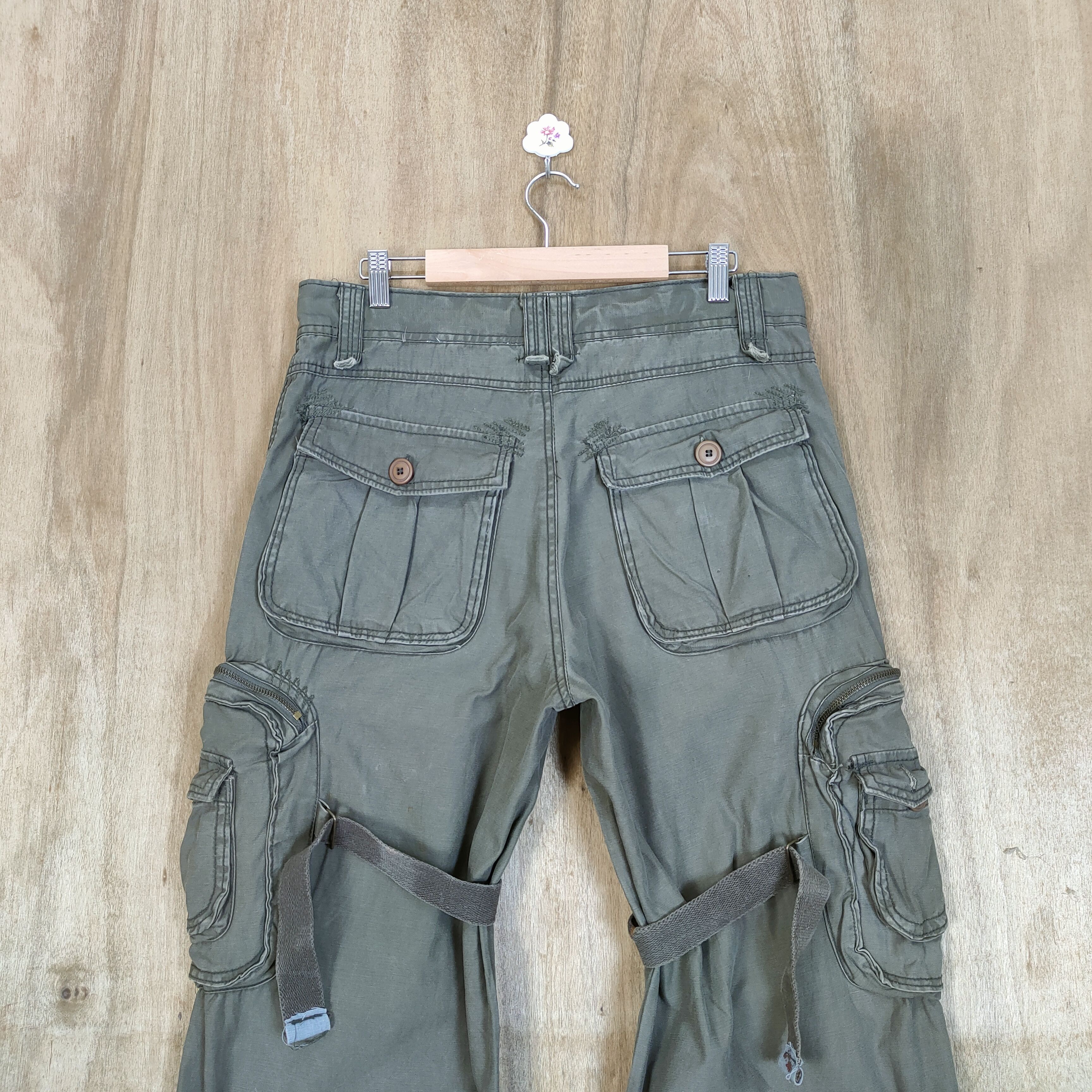 Japanese Brand × Seditionaries × Vintage VINTAGE GAME FADED BONDAGE CARGO PANTS Size US 34 / EU 50 - 6 Thumbnail