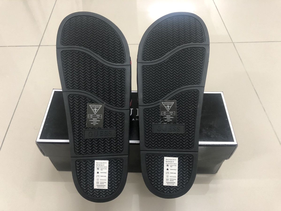 Guess Rare GUESS Embossed Triangle Logo Slide Sandals Size US 10 / EU 43 - 5 Thumbnail
