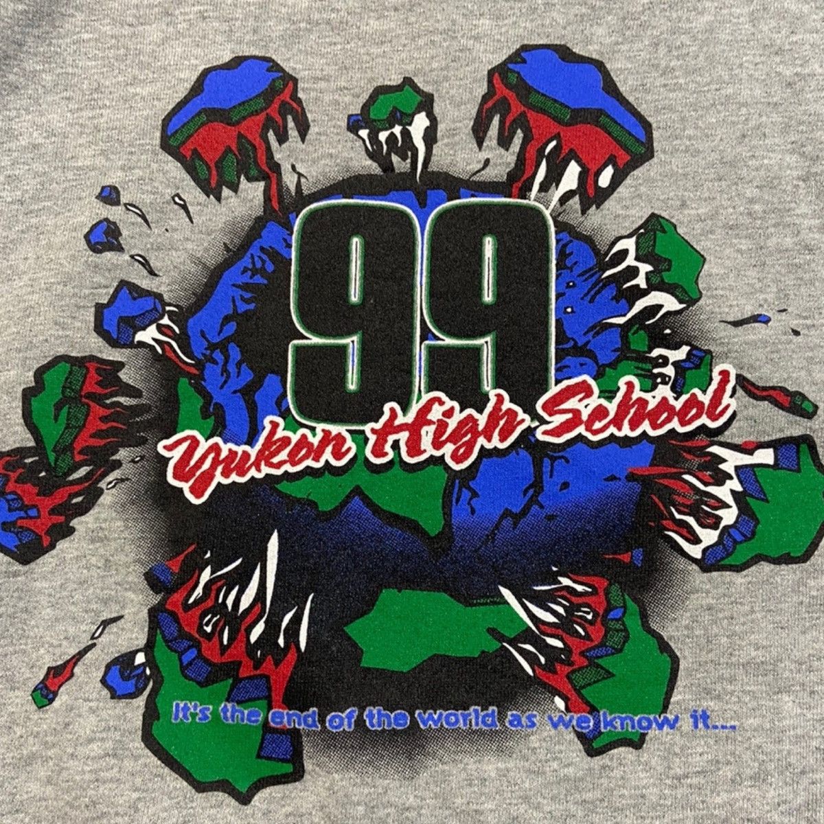 Fruit Of The Loom × Vintage 1999 yukon it’s the end of the world crewneck Size US XL / EU 56 / 4 - 2 Thumbnail