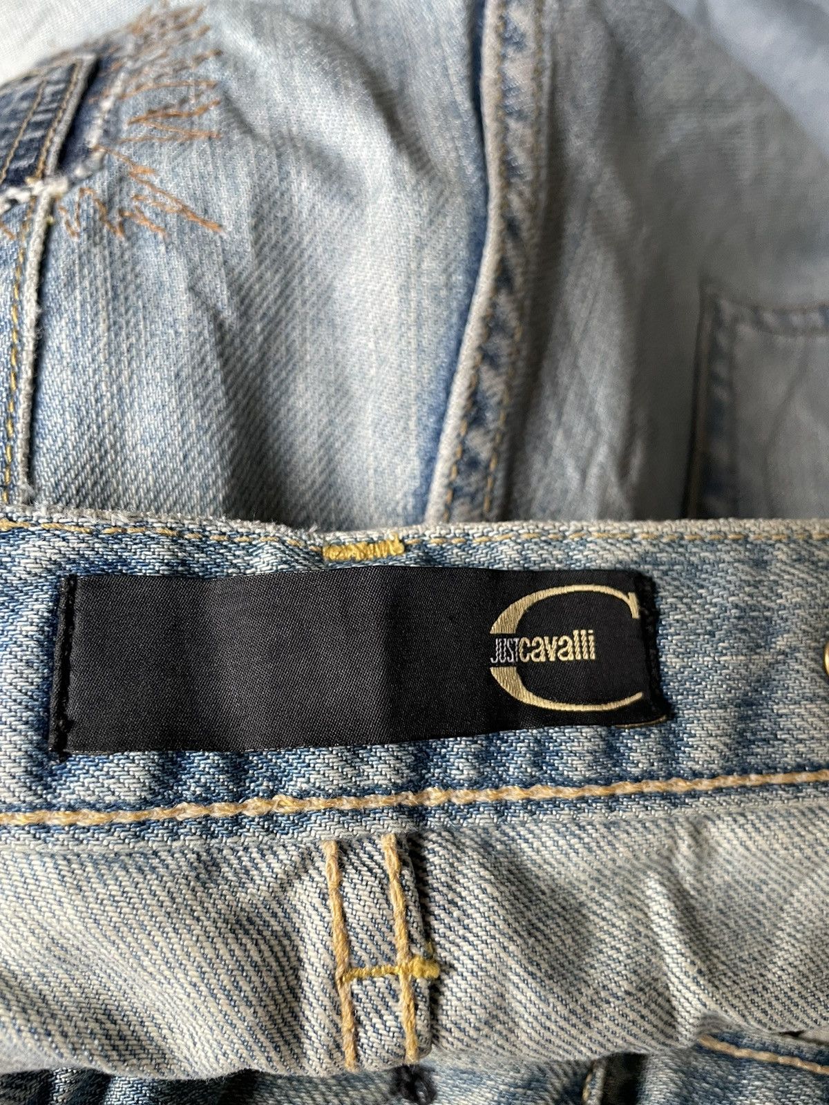 Just Cavalli Just Cavali Japan Market Distressed Flare Jeans Size US 32 / EU 48 - 15 Thumbnail