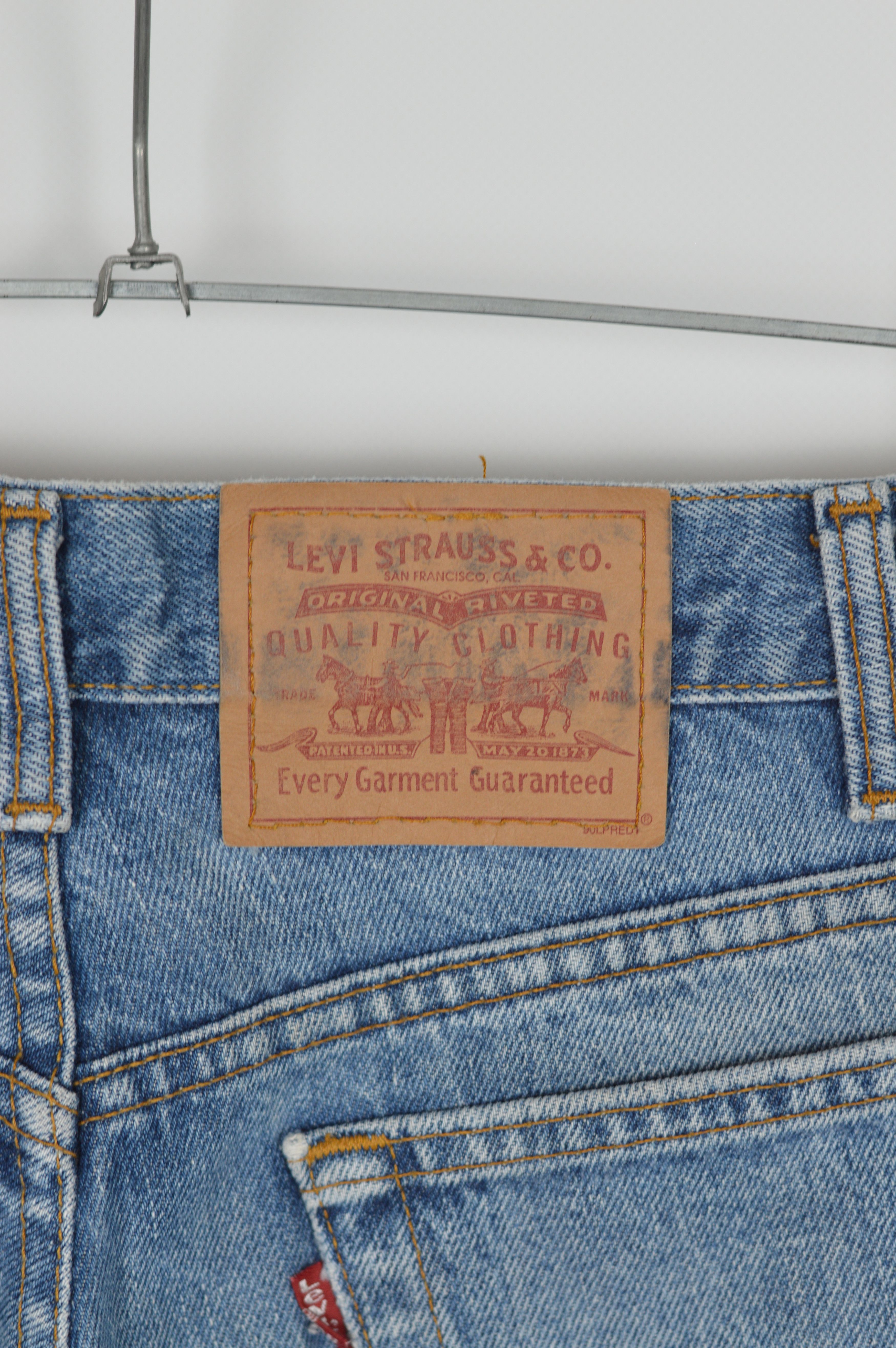 Levi's × Levi's Vintage Clothing × Vintage Vintage Levi's 505 Light Washed Blue Denim Jean Pant Size US 31 - 11 Thumbnail