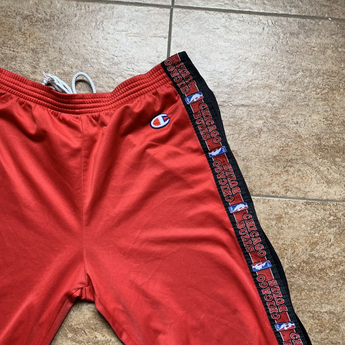 Champion × NBA × Vintage Vintage 90s Champion Track Pants Size US 31 - 5 Thumbnail