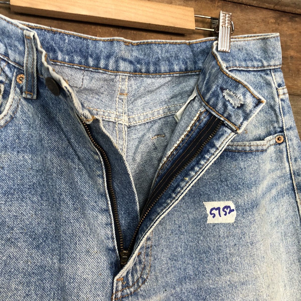 Levi's 80´ 505 Levis Strauss vintage faded Denim Jeans Pants #5752 Size US 32 / EU 48 - 8 Thumbnail