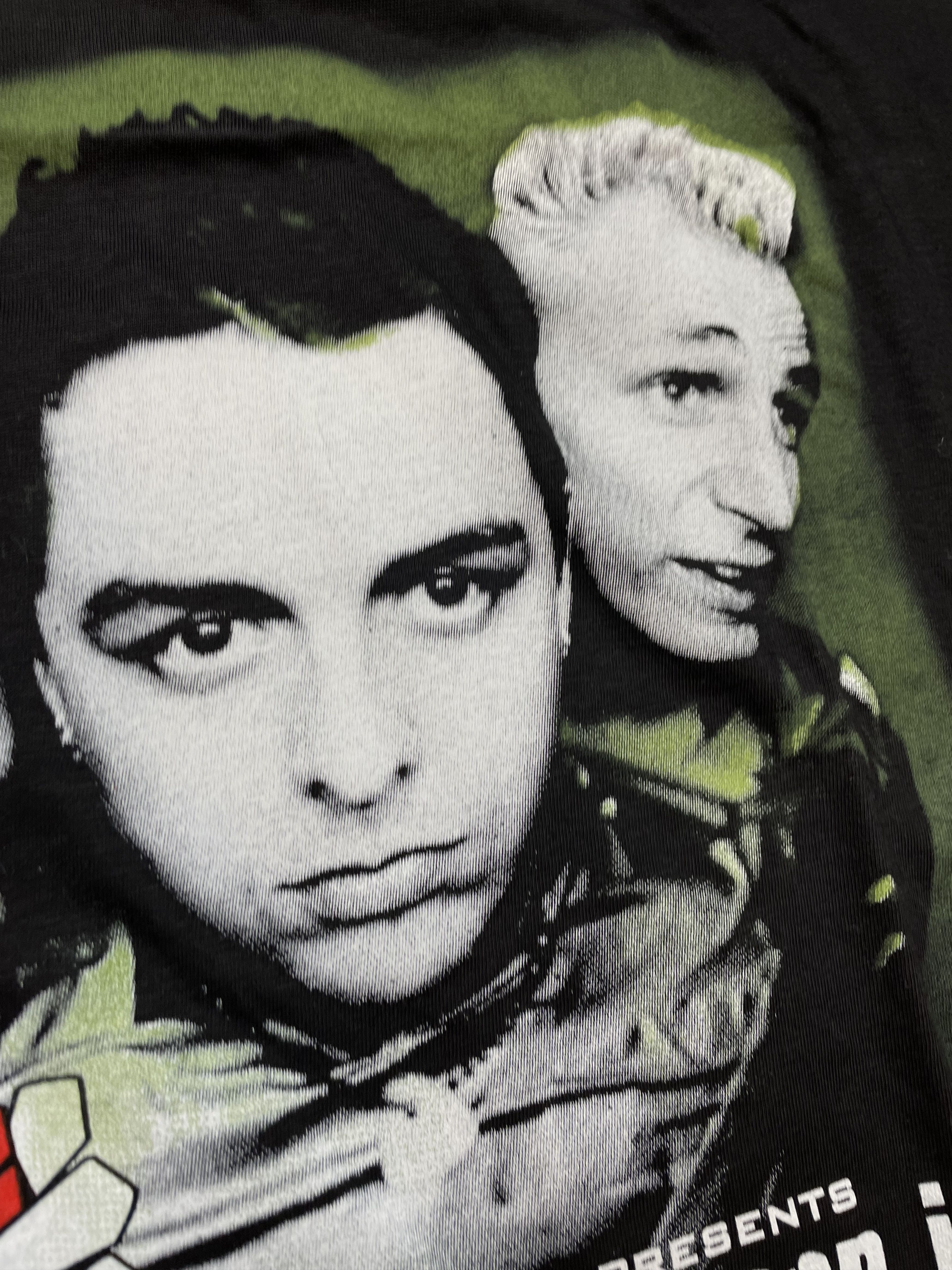 Band Tees × Vintage Vintage Green Day American Idiot Band Tee Shirt Y2K Hype Size US XL / EU 56 / 4 - 5 Thumbnail