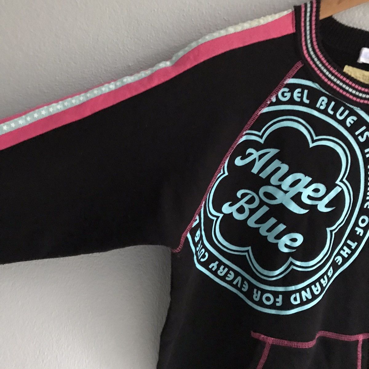 Angel Blue Vintage 2000s Angel Blue Cute sweatshirt logo patches Size S / US 4 / IT 40 - 5 Thumbnail
