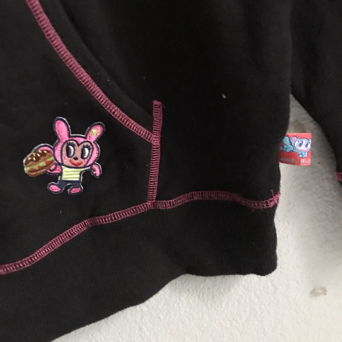 Angel Blue Vintage 2000s Angel Blue Cute sweatshirt logo patches Size S / US 4 / IT 40 - 6 Thumbnail