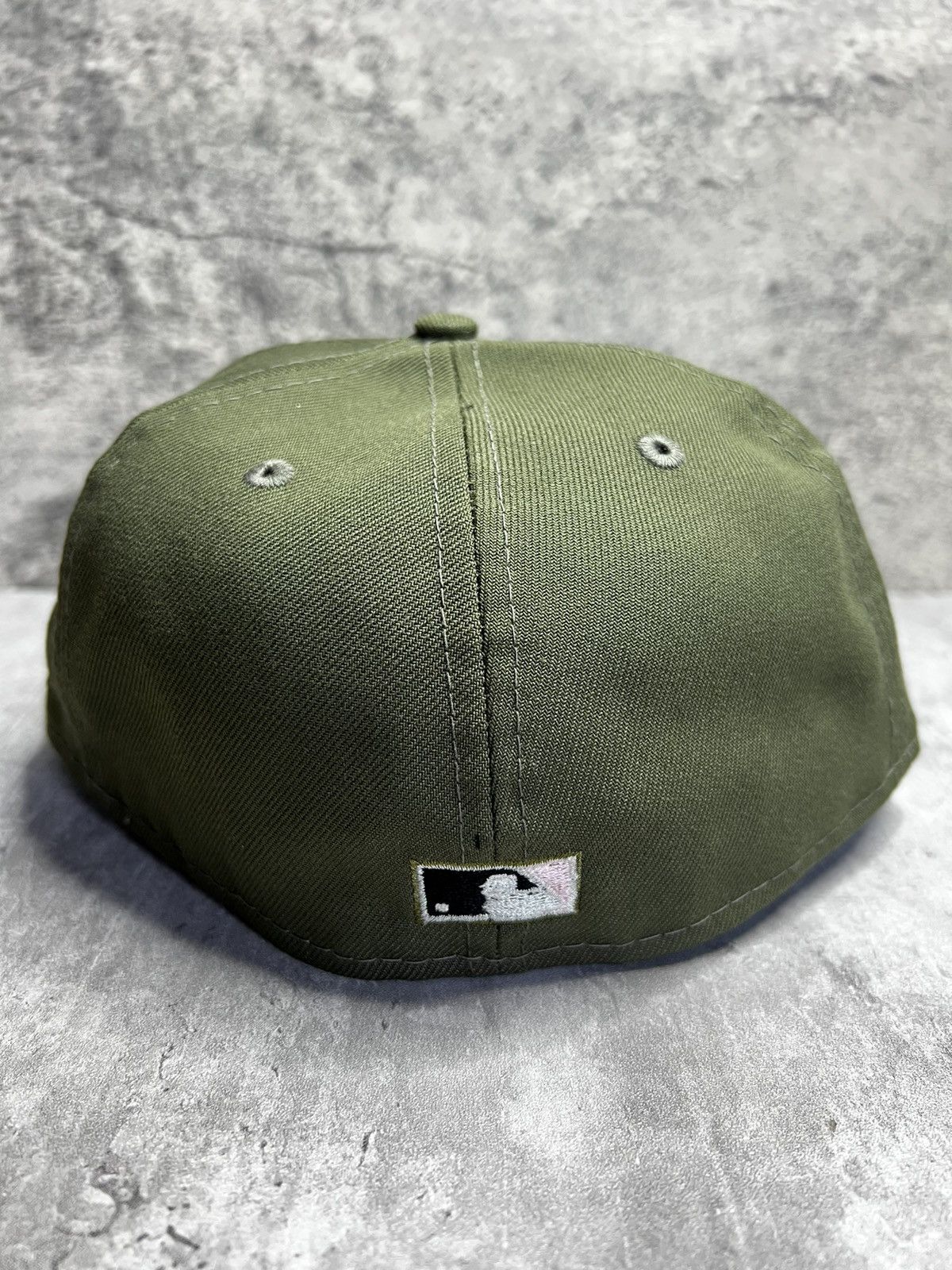 Hat Club × MLB × New Era 🍸 7 1/4 Hat Club Pink Martini Toronto Blue Jays Olive Pink Size ONE SIZE - 4 Thumbnail