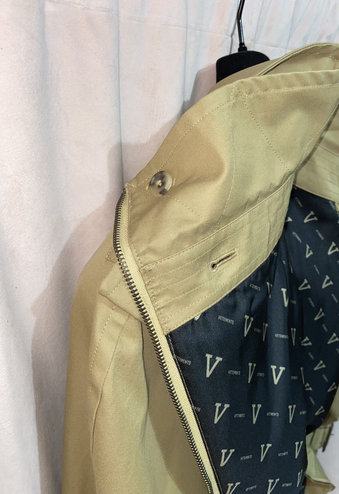 Mackintosh × Vetements VETEMENTS x MACKINTOSH CONVERTABLE TRECH COAT Size US M / EU 48-50 / 2 - 6 Thumbnail