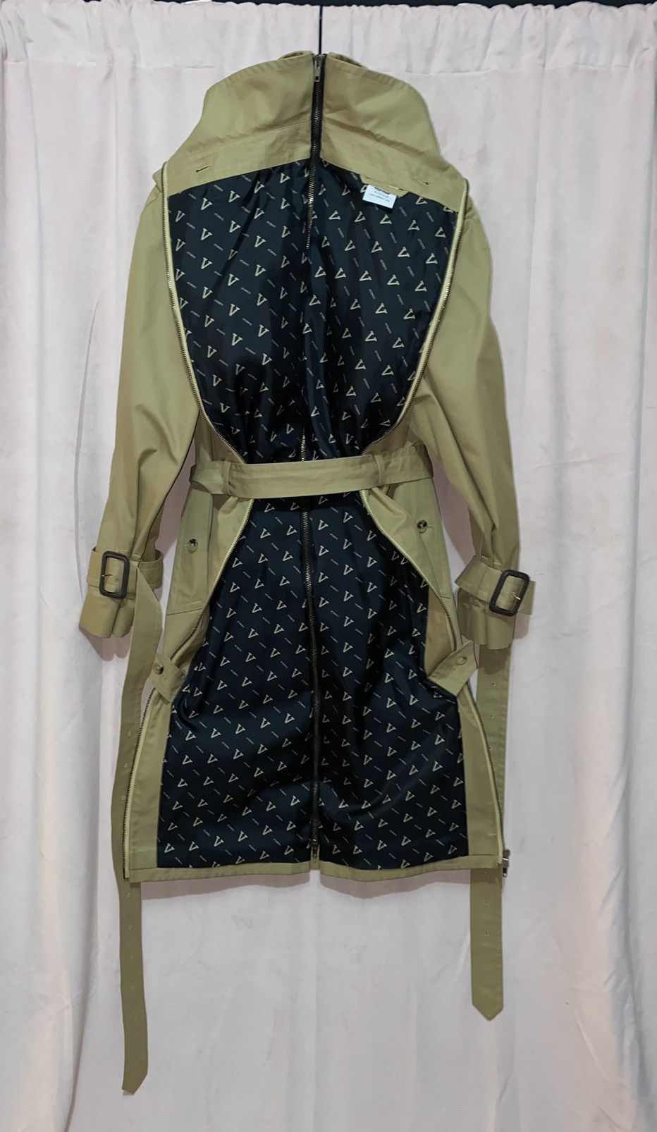 Mackintosh × Vetements VETEMENTS x MACKINTOSH CONVERTABLE TRECH COAT Size US M / EU 48-50 / 2 - 5 Thumbnail