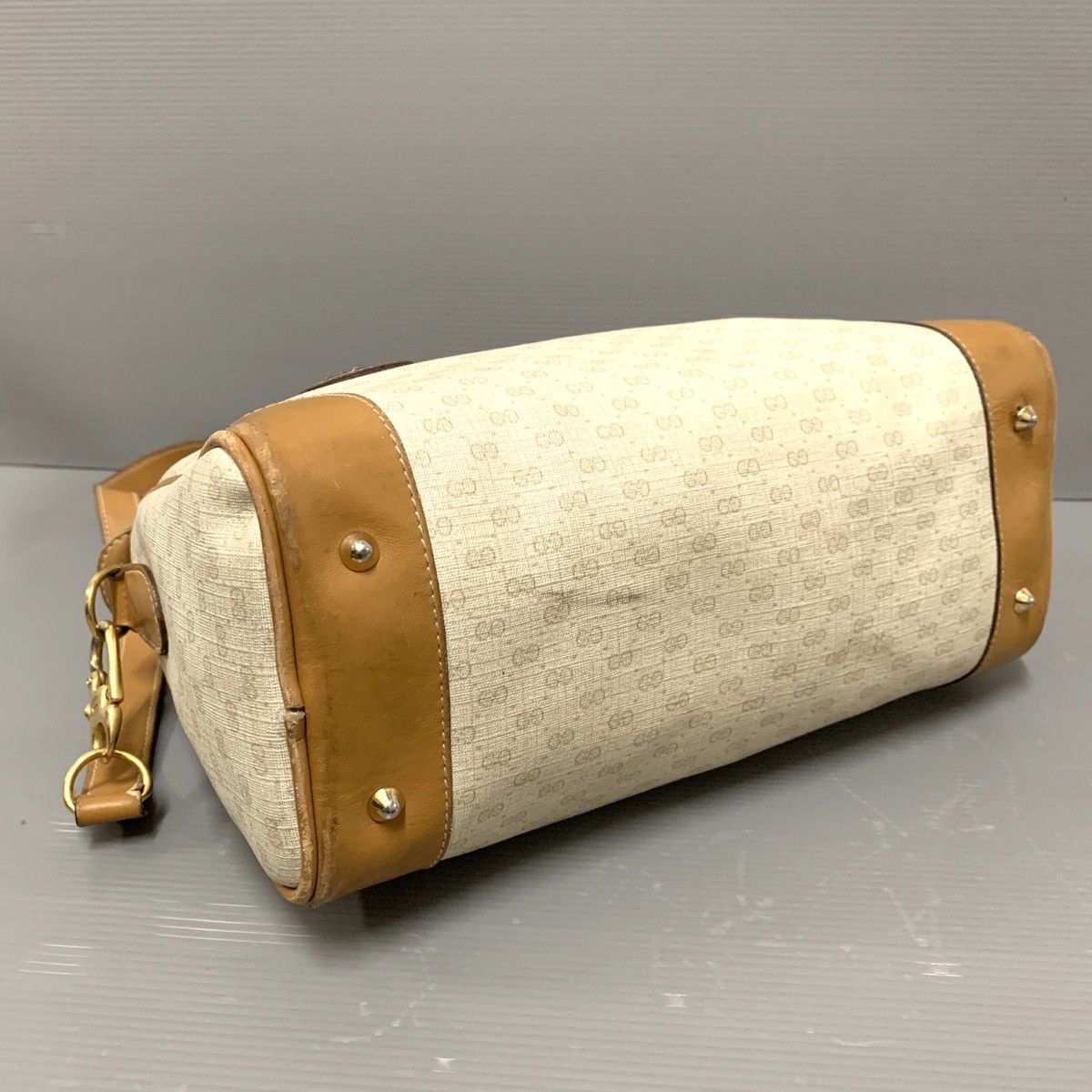 Gucci Gucci Monogram White Vintage Boston Bag Size ONE SIZE - 7 Thumbnail