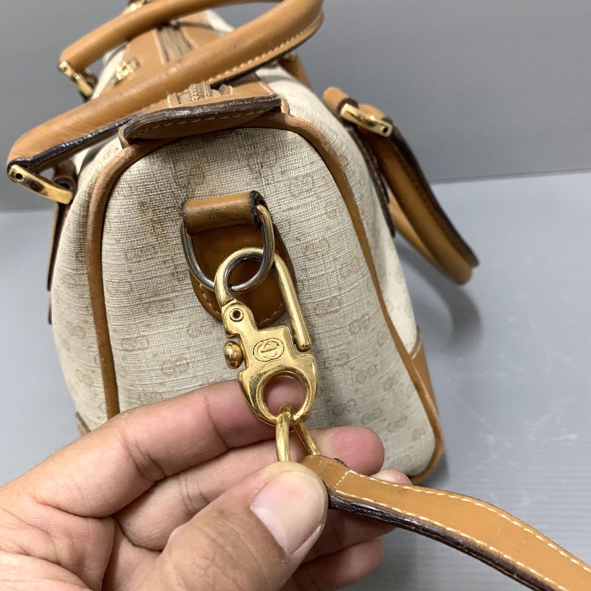 Gucci Gucci Monogram White Vintage Boston Bag Size ONE SIZE - 9 Thumbnail