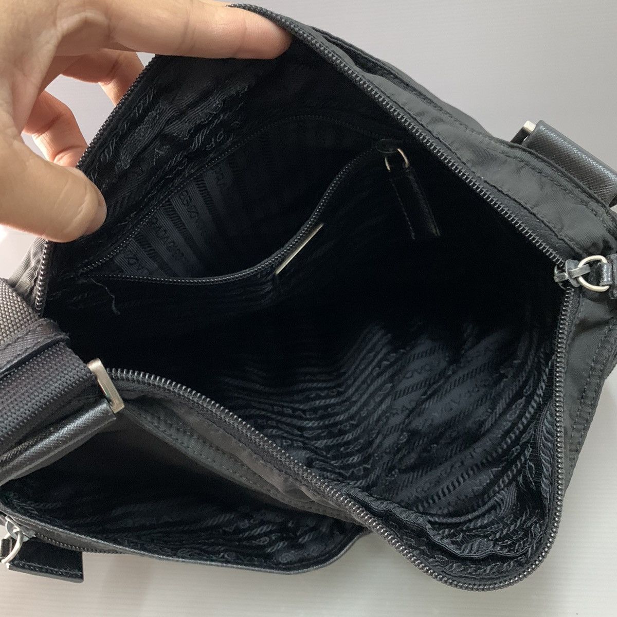 Prada Prada Nylon Mesenger Sling Bag Size ONE SIZE - 16 Thumbnail