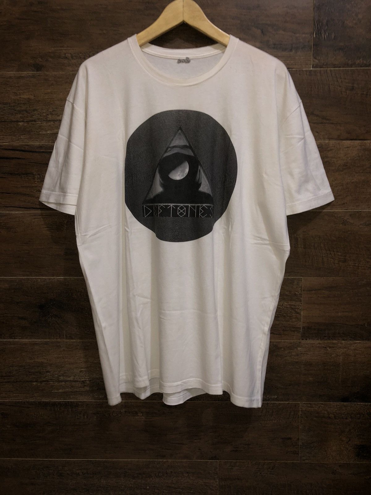 Band Tees × Vintage Vintage Deftones Tour 2011 Shirt Size US XL / EU 56 / 4 - 2 Thumbnail