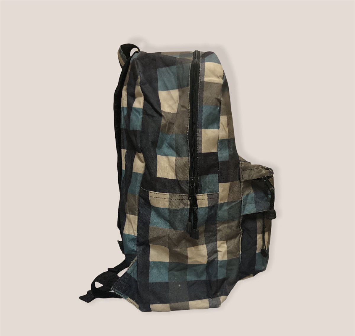 Checkered Design Backpack By Yakpak