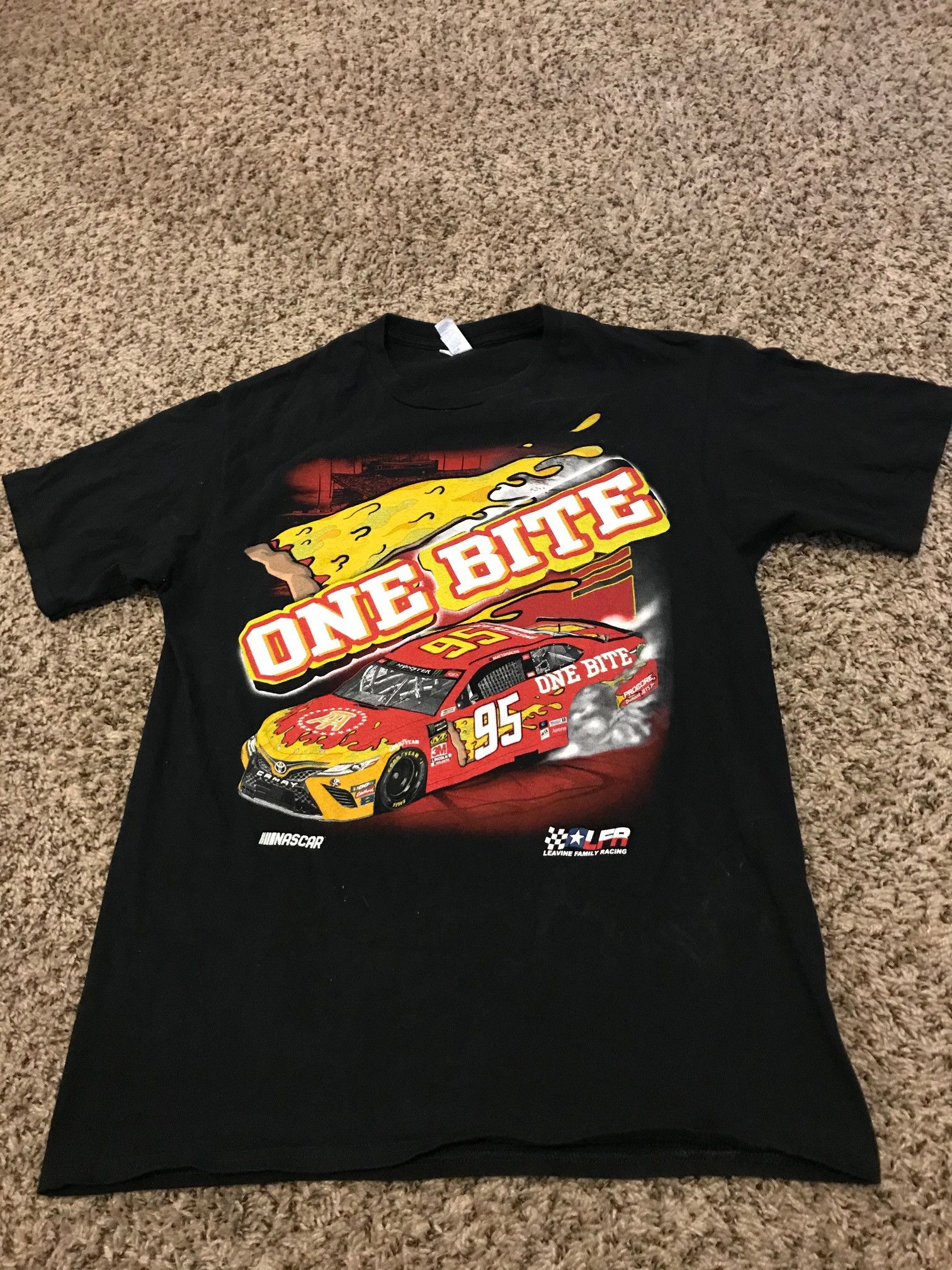 Band Tees × NASCAR × Vintage Vintage Nascar T-shirt LFR One Bite 95 Camry Pizza racing Size US S / EU 44-46 / 1 - 1 Thumbnail