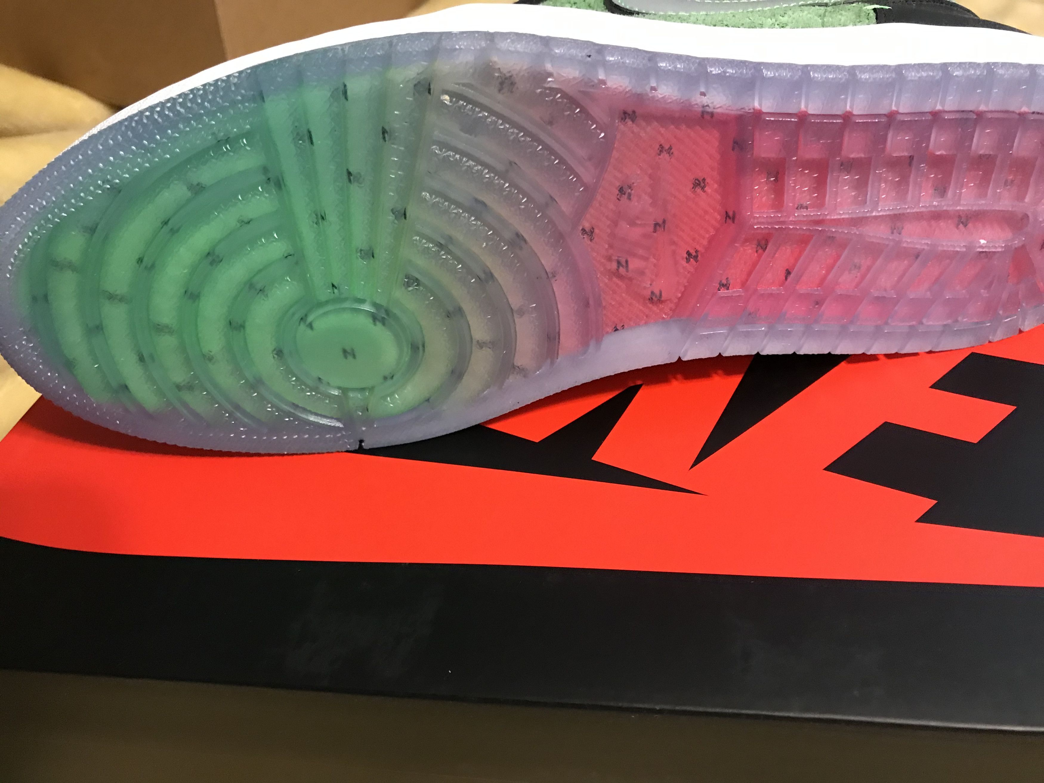 Jordan Brand Jordan 1 retro high Zoom Zen Green BNIB Size US 12 / EU 45 - 8 Thumbnail