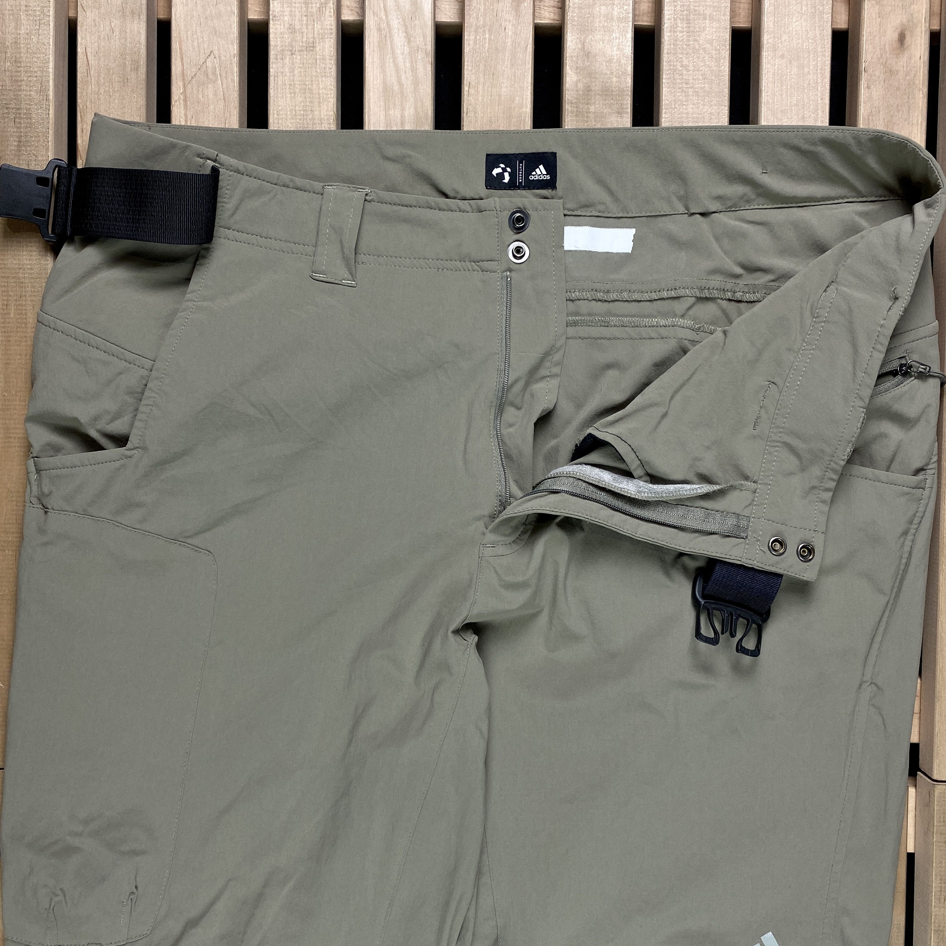 Adidas × Vintage Men’s Pants Outdoor Transformers Adidas Vintage Size 38 Size US 34 / EU 50 - 4 Thumbnail