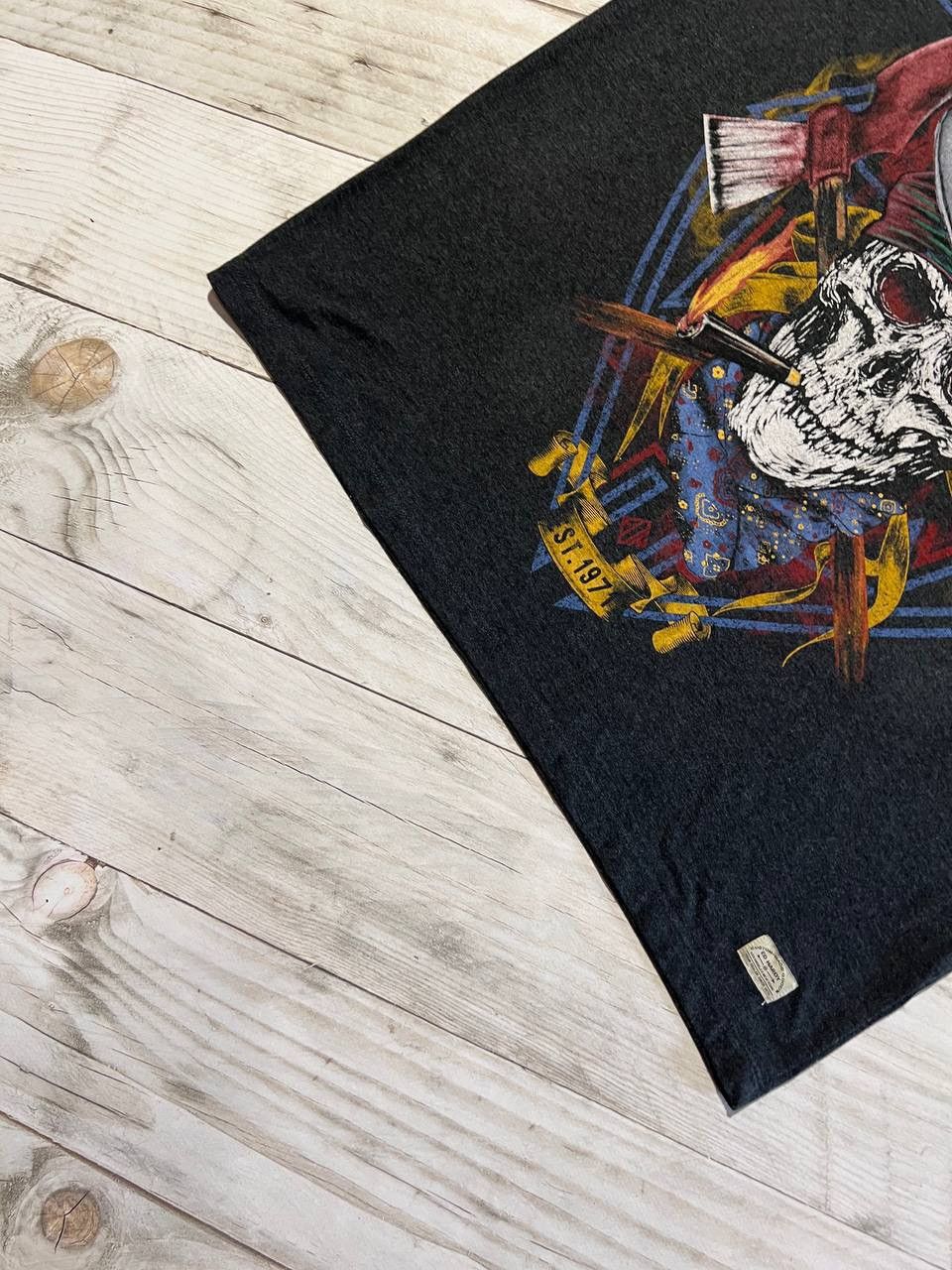 Ed Hardy Vintage Ed Hardy Skull Cigarette Y2K Man Size L Size US L / EU 52-54 / 3 - 3 Thumbnail