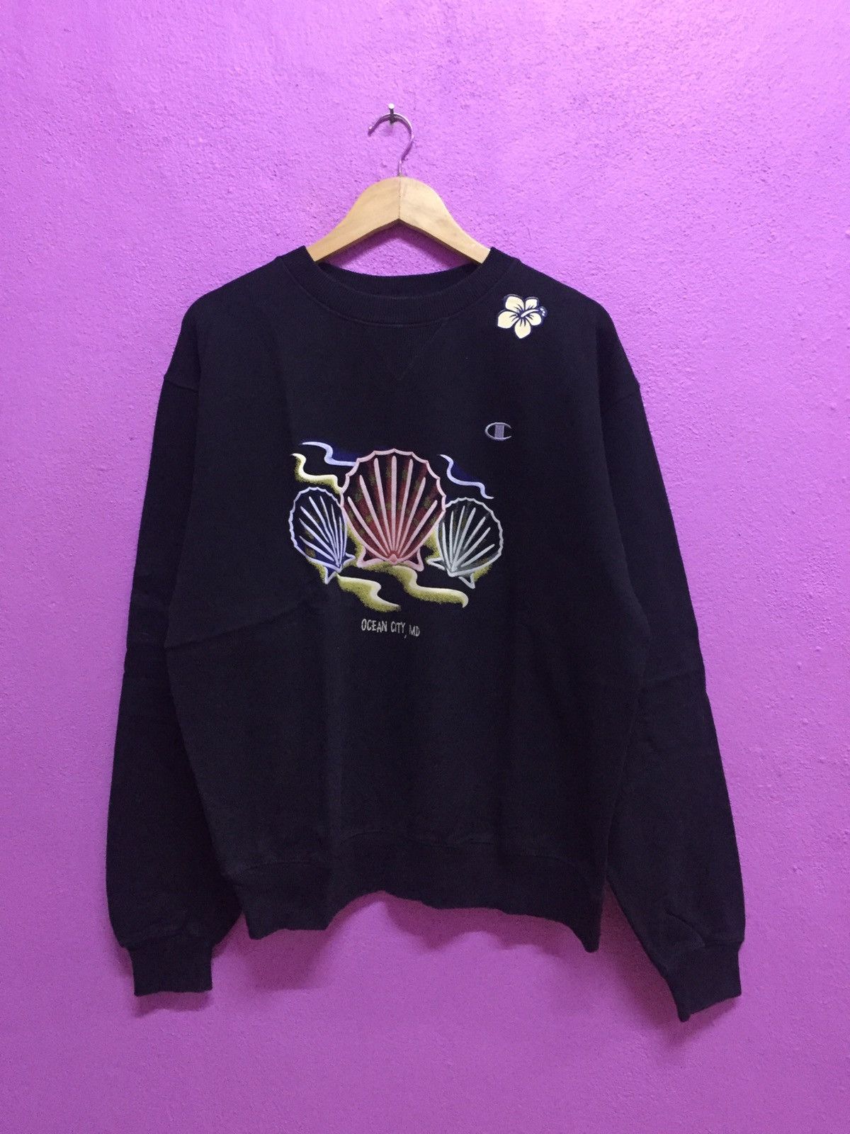 Champion Vintage 90's Champion Ocean City Sweatshirts Size M Size US M / EU 48-50 / 2 - 1 Thumbnail