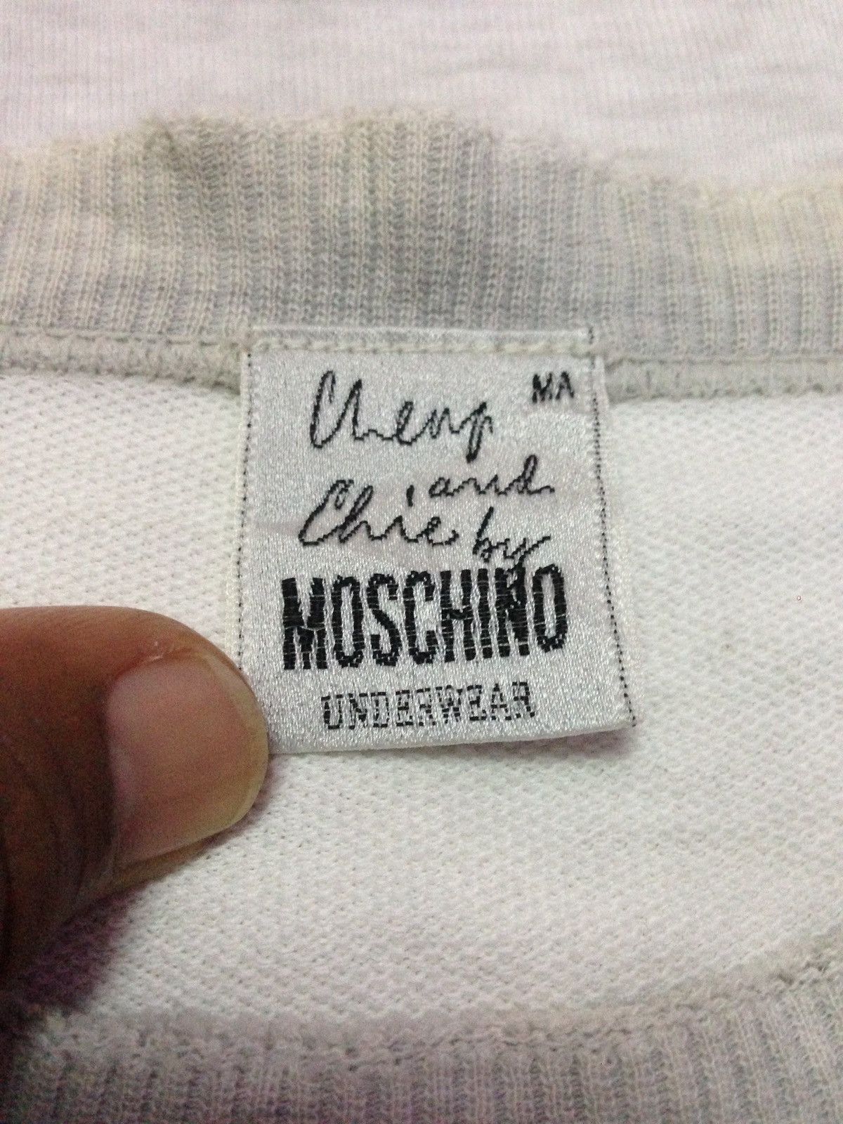 Moschino Vintage 90's Moschino Underwear Sweatshirts Size US L / EU 52-54 / 3 - 5 Thumbnail