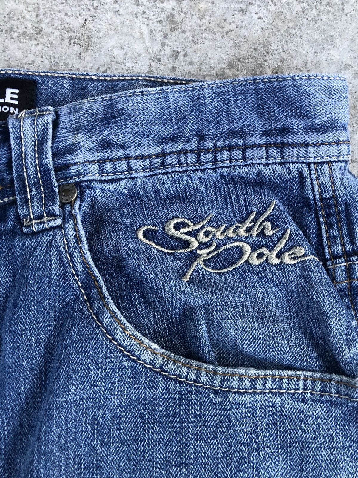 Southpole Southpole Embroidered Baggy hip jop Distressed Jeans Size US 31 - 13 Thumbnail