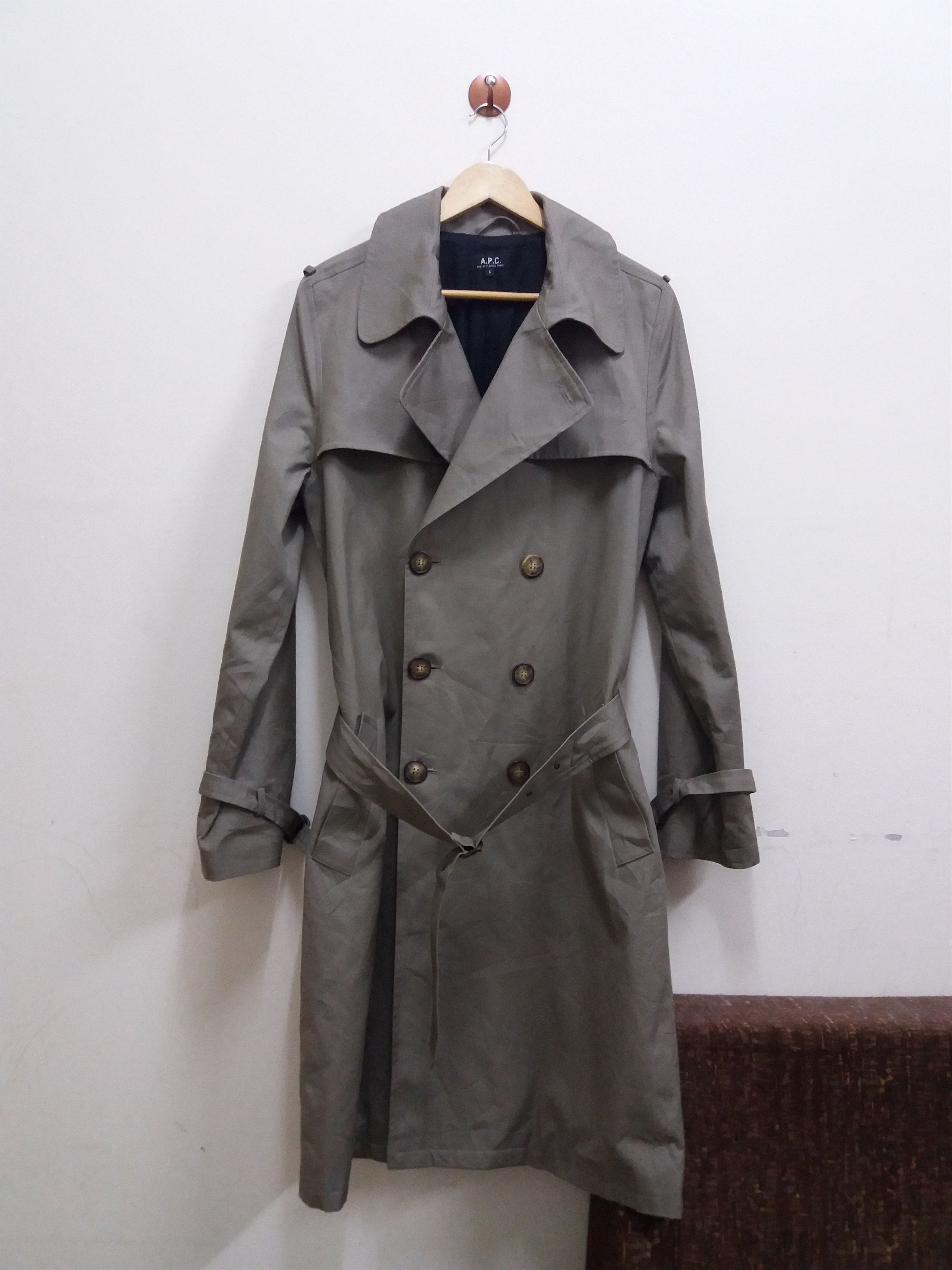 A.P.C. A.P.C. made in roumania trench coat/long jacket Size US S / EU 44-46 / 1 - 2 Thumbnail
