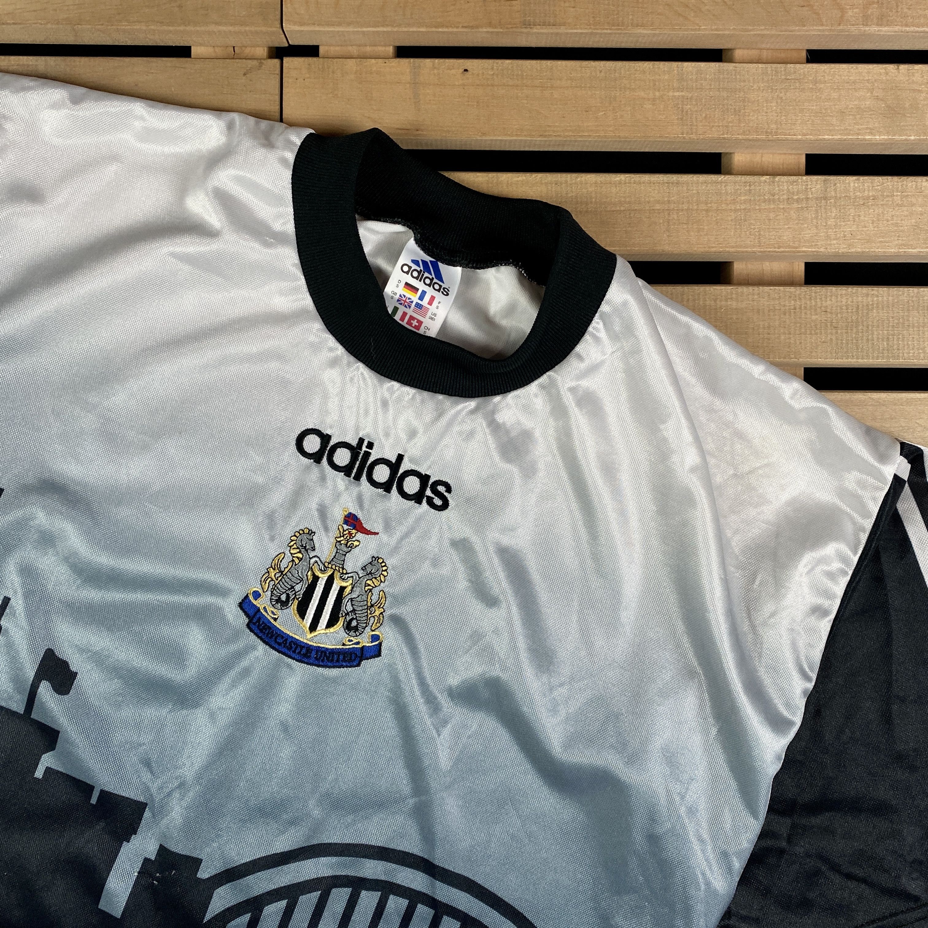Adidas × Vintage Mens Jersey Newcastle United 1996 Adidas Vintage Size S Size US S / EU 44-46 / 1 - 2 Thumbnail