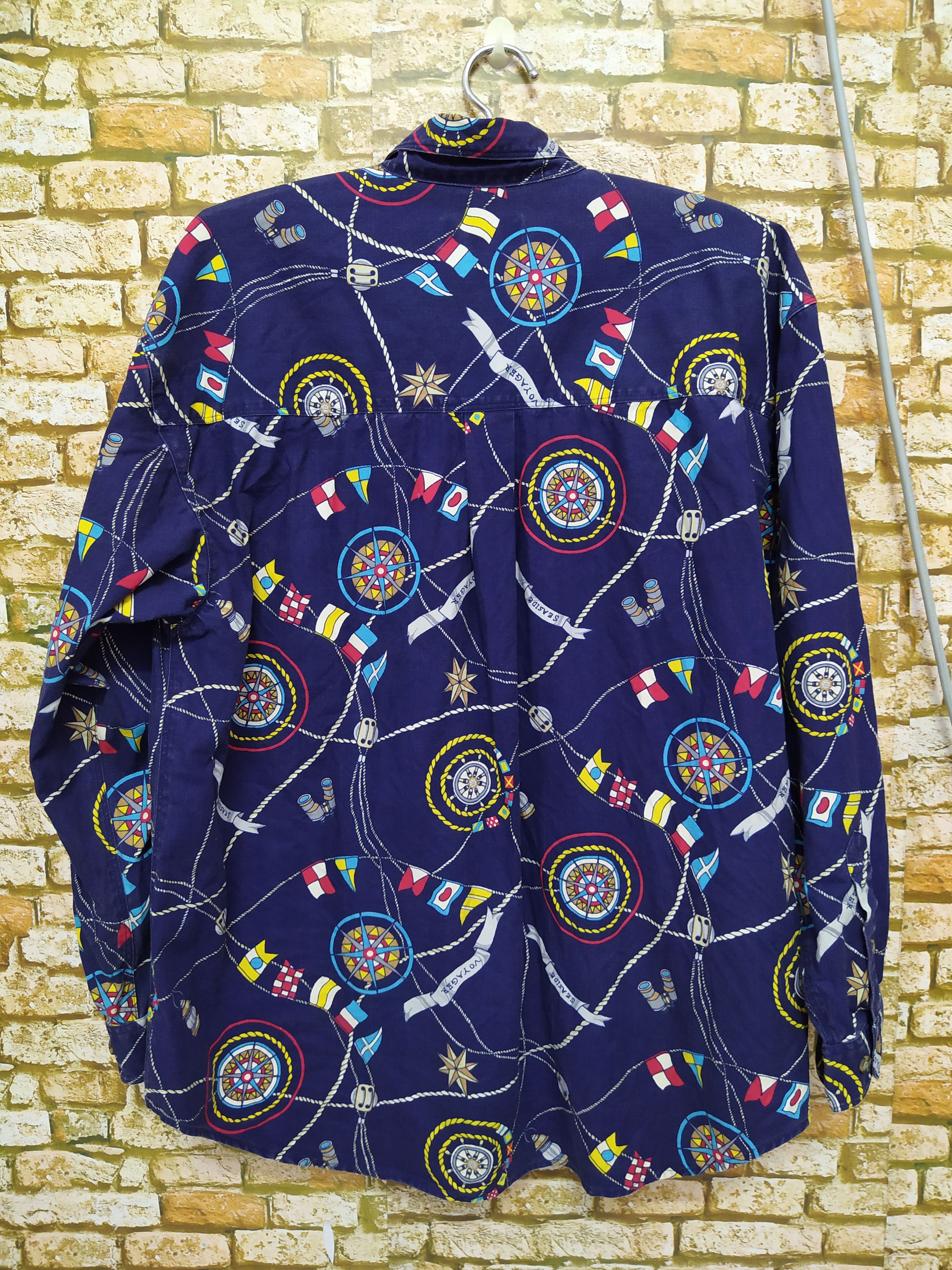 Van Heusen 90s VAN HEUSEN FULL PRINT BUTTON SHIRT (B264) Size US L / EU 52-54 / 3 - 3 Thumbnail