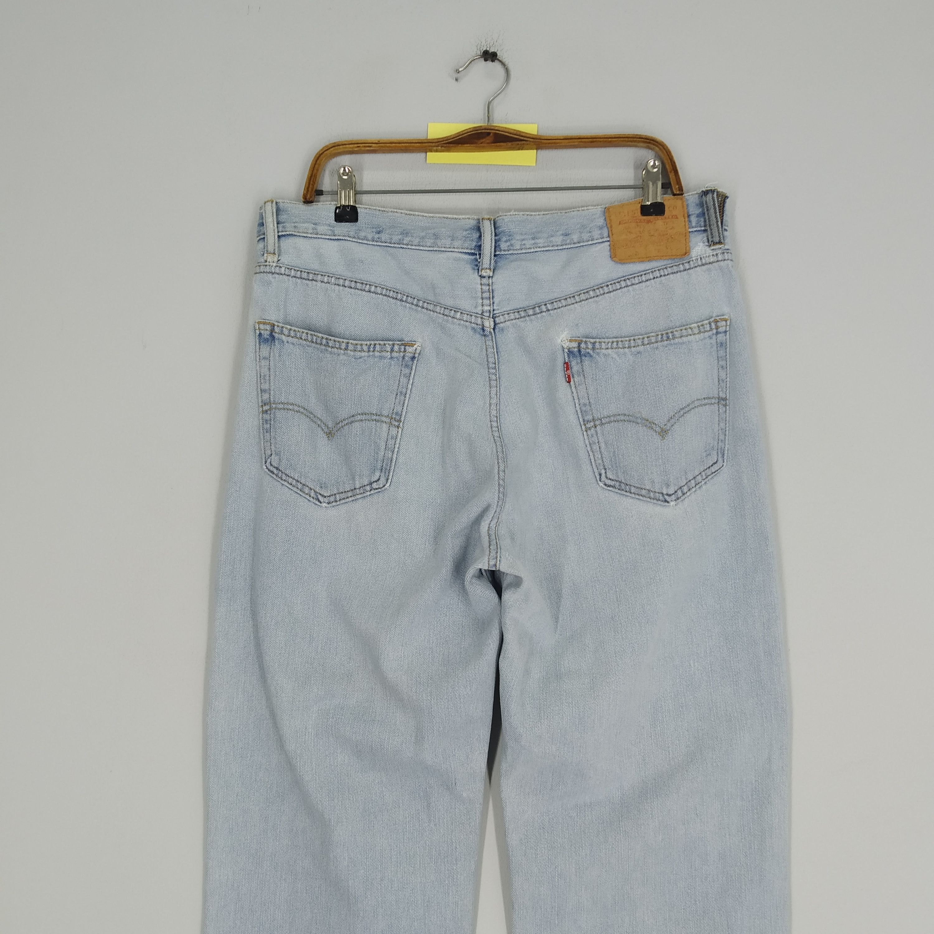 Jean Size 37 Vintage Levi's Faded Blue Jeans Relaxing Denim Jeans Size US 37 - 4 Thumbnail