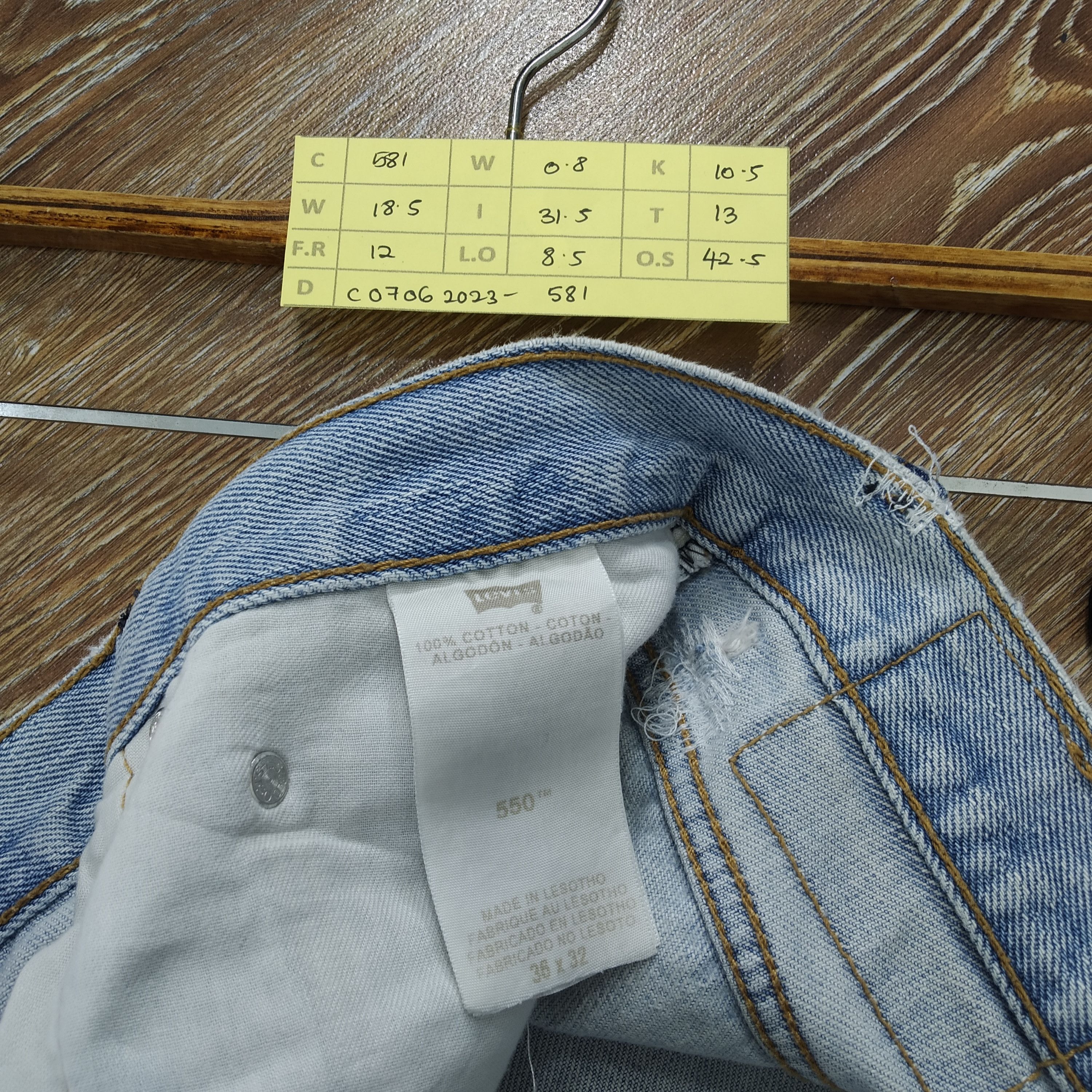 Jean Size 37 Vintage Levi's Faded Blue Jeans Relaxing Denim Jeans Size US 37 - 12 Thumbnail