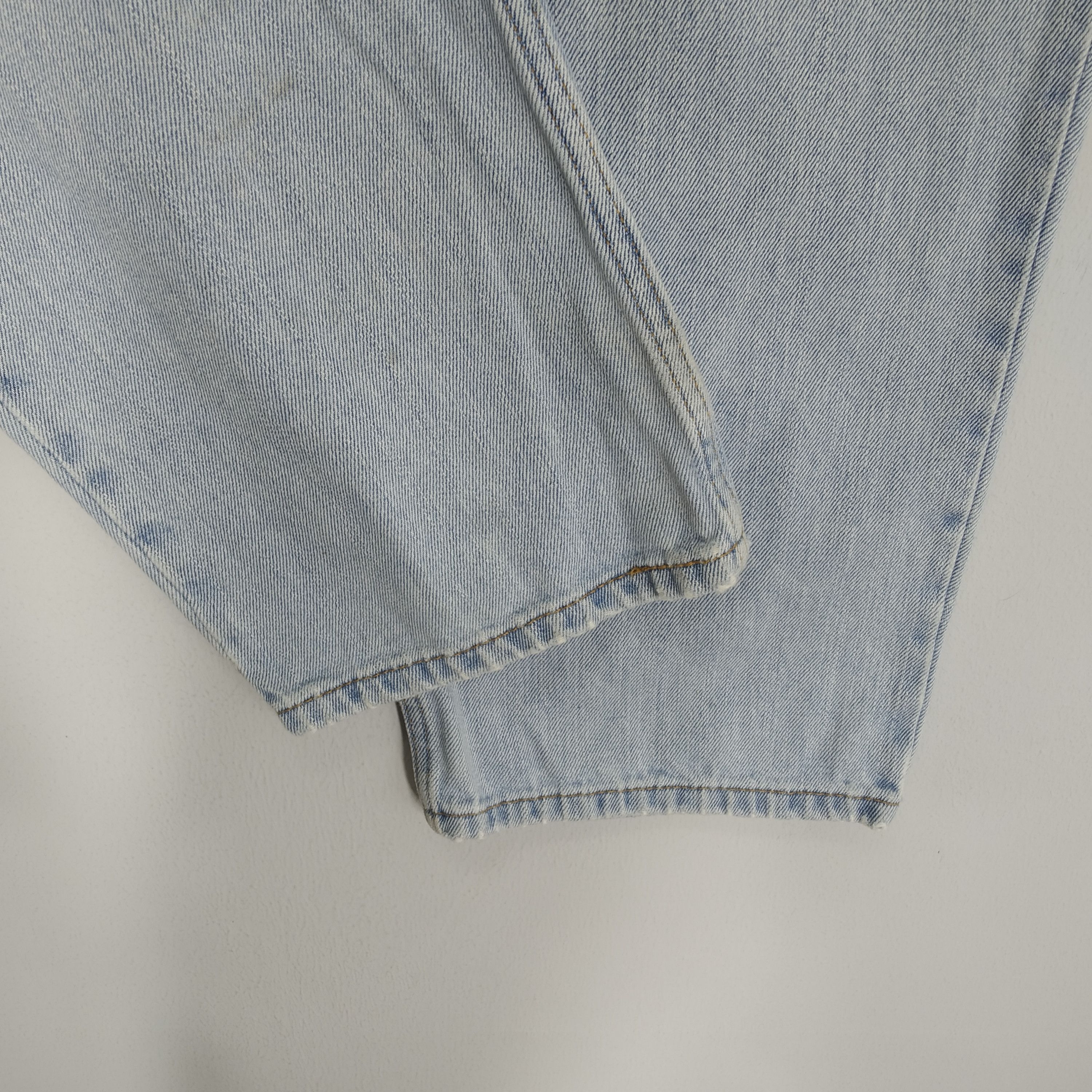 Jean Size 37 Vintage Levi's Faded Blue Jeans Relaxing Denim Jeans Size US 37 - 6 Thumbnail