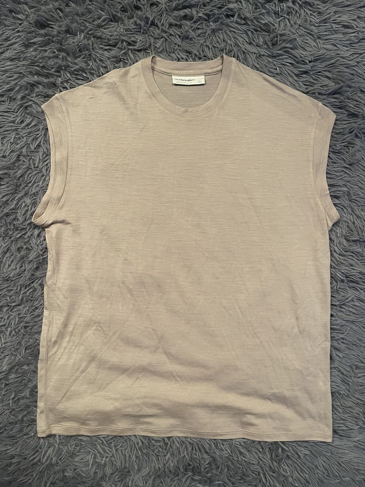 Icebreaker Icebreaker gorpcore style merino wool tank top t-shirt Size L / US 10 / IT 46 - 1 Thumbnail