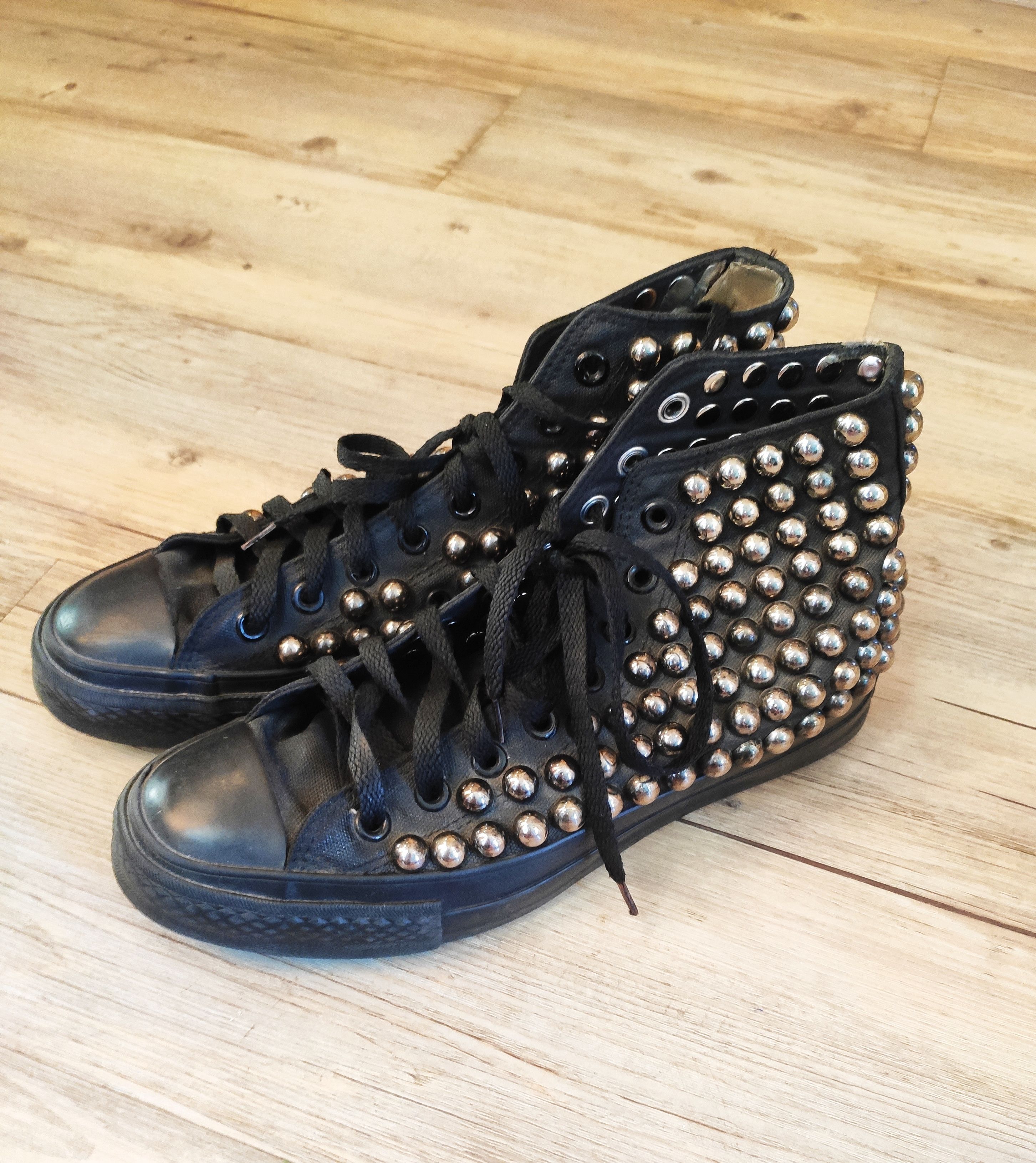 If Six Was Nine GRAIL! Studded sneakers.Like Vivienne Westwood or Dior. Size US 11 / IT 41 - 6 Thumbnail