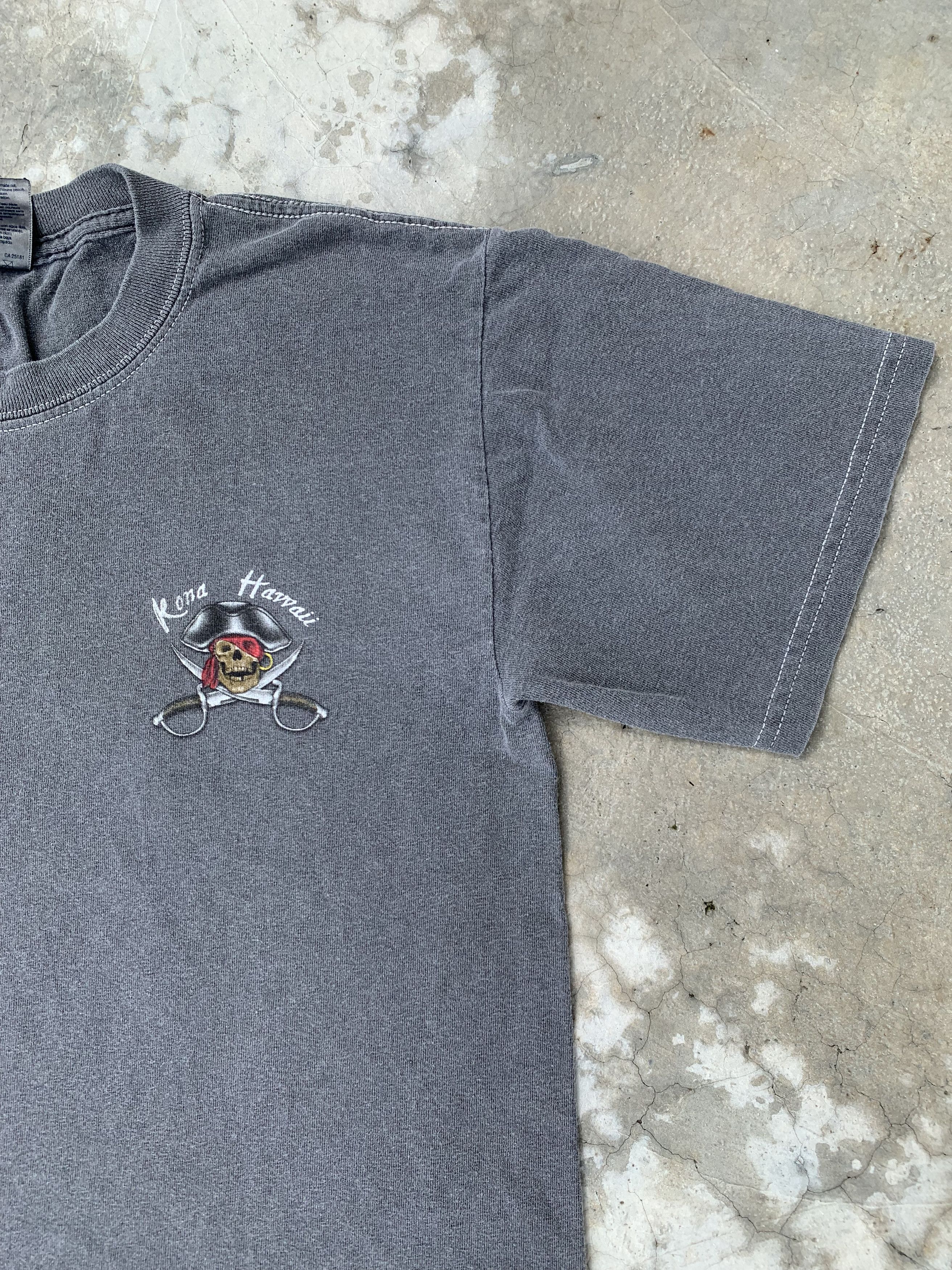 Vintage Vintage Kona Hawaii Pirate Logo Tshirt Size US S / EU 44-46 / 1 - 3 Thumbnail