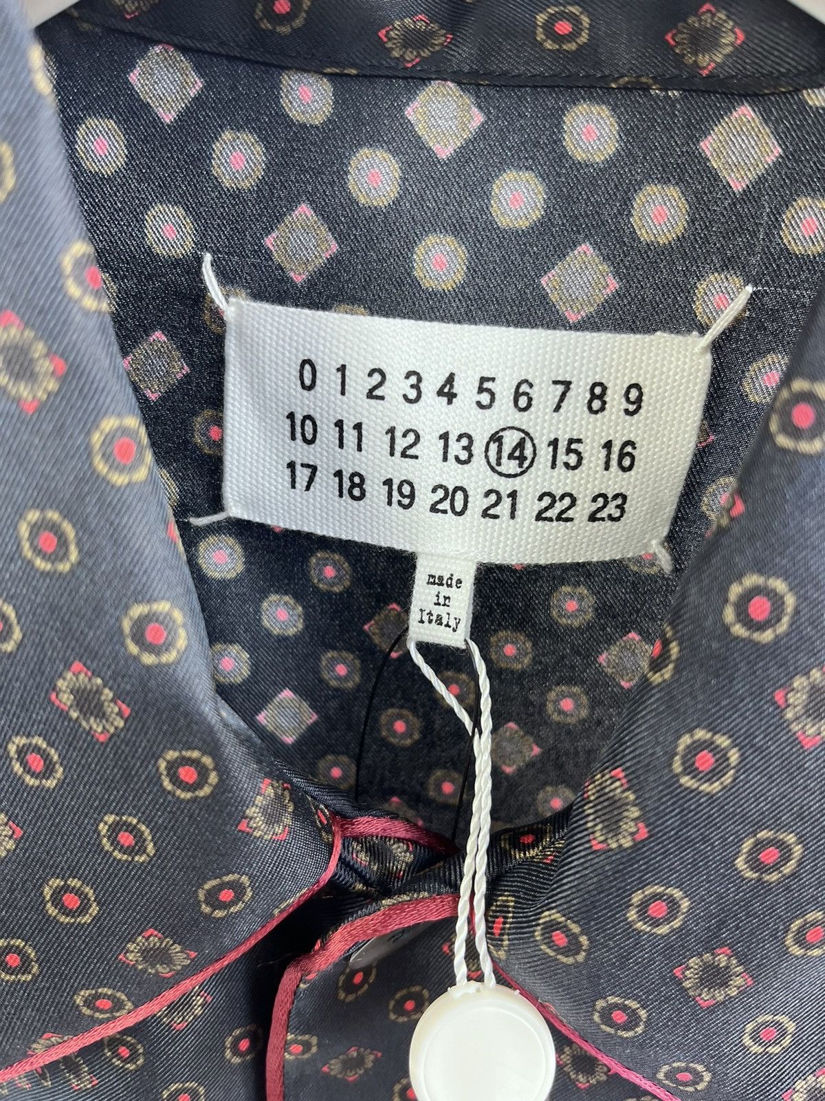 Maison Margiela MAISON MARGIELA SILK SHIRT Size US XL / EU 56 / 4 - 3 Thumbnail