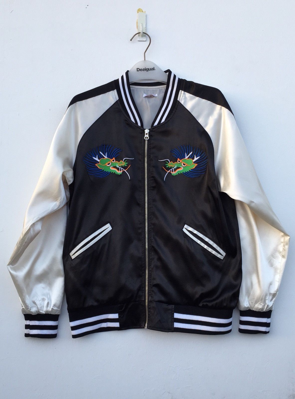 Sukajan Souvenir Jacket Embroider Dragon Satin Retro Style