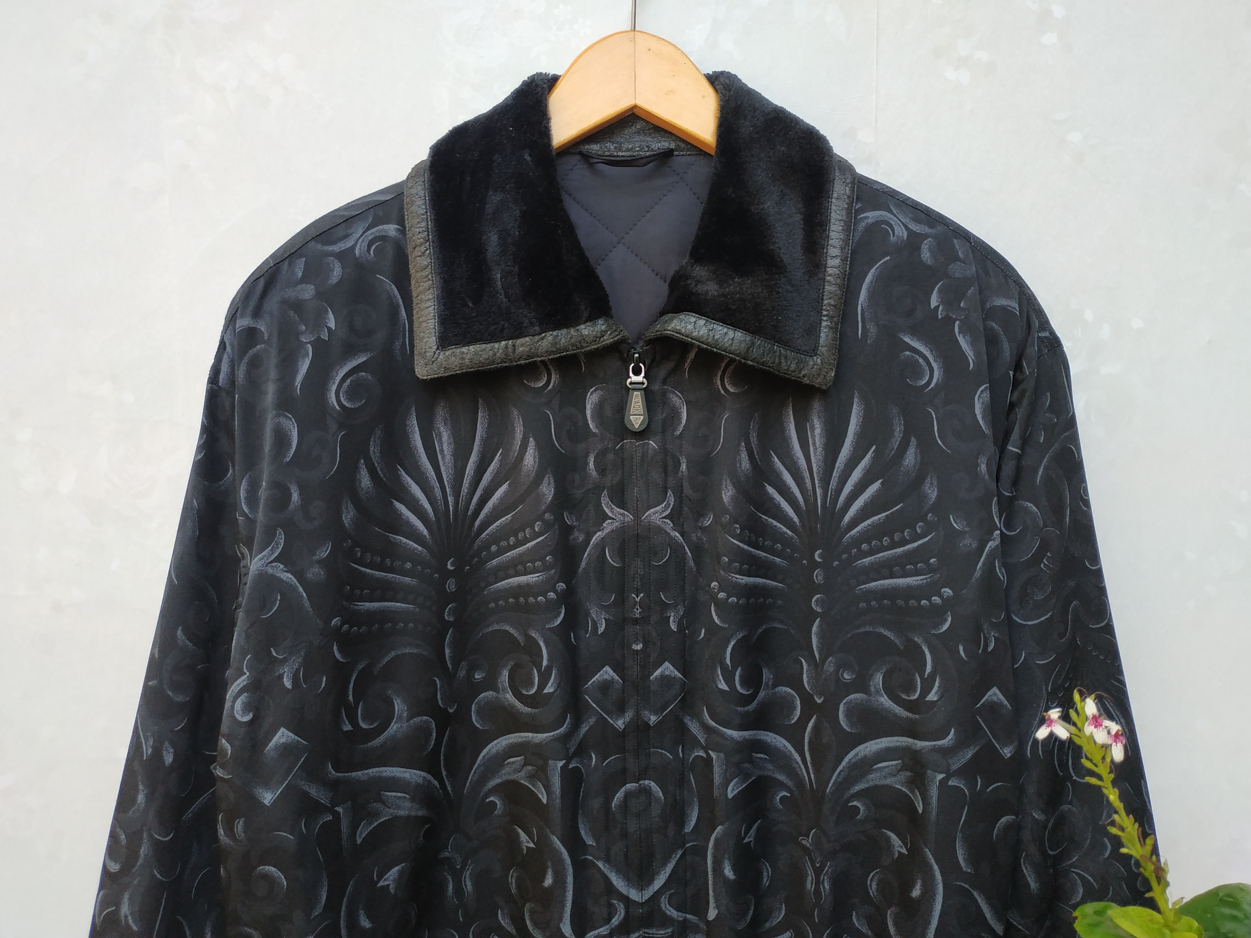 Japanese Brand 90's Made In Japan Black PIA Ethnic Bomber Jacket Size US L / EU 52-54 / 3 - 3 Thumbnail