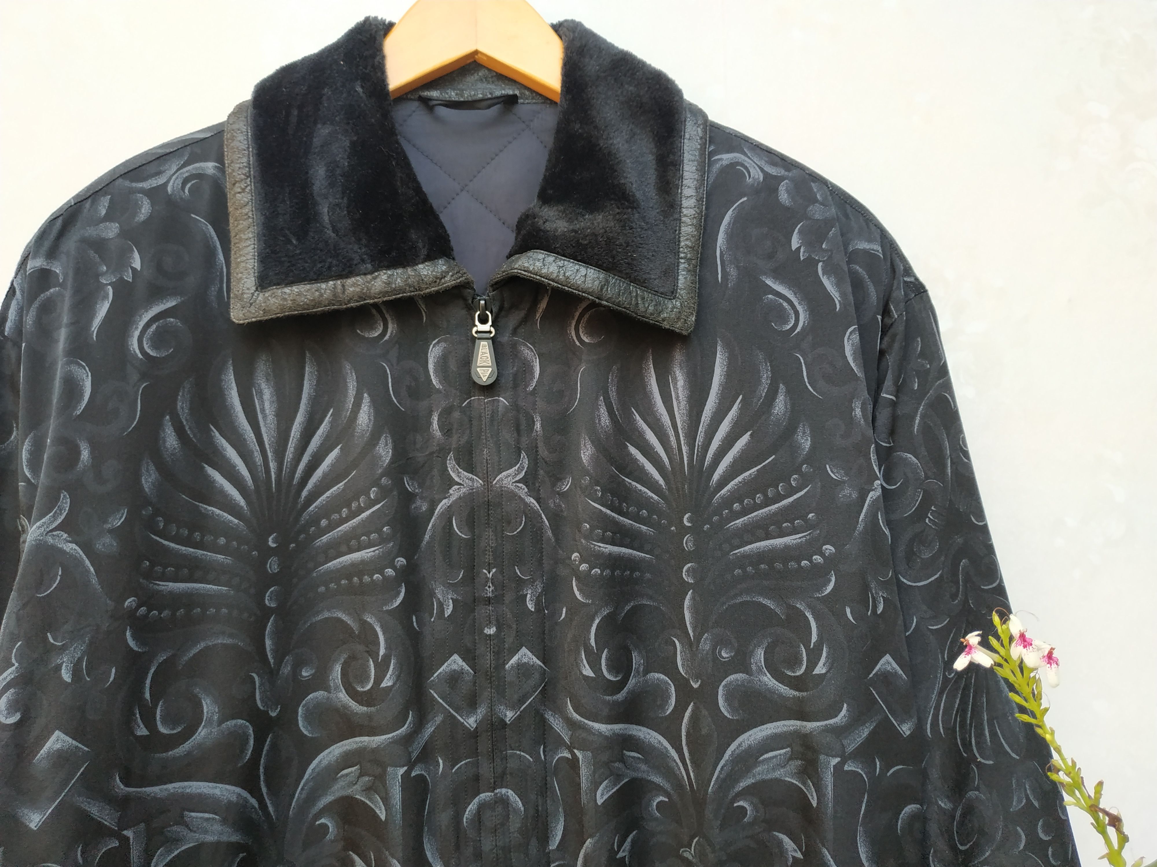 Japanese Brand 90's Made In Japan Black PIA Ethnic Bomber Jacket Size US L / EU 52-54 / 3 - 7 Thumbnail