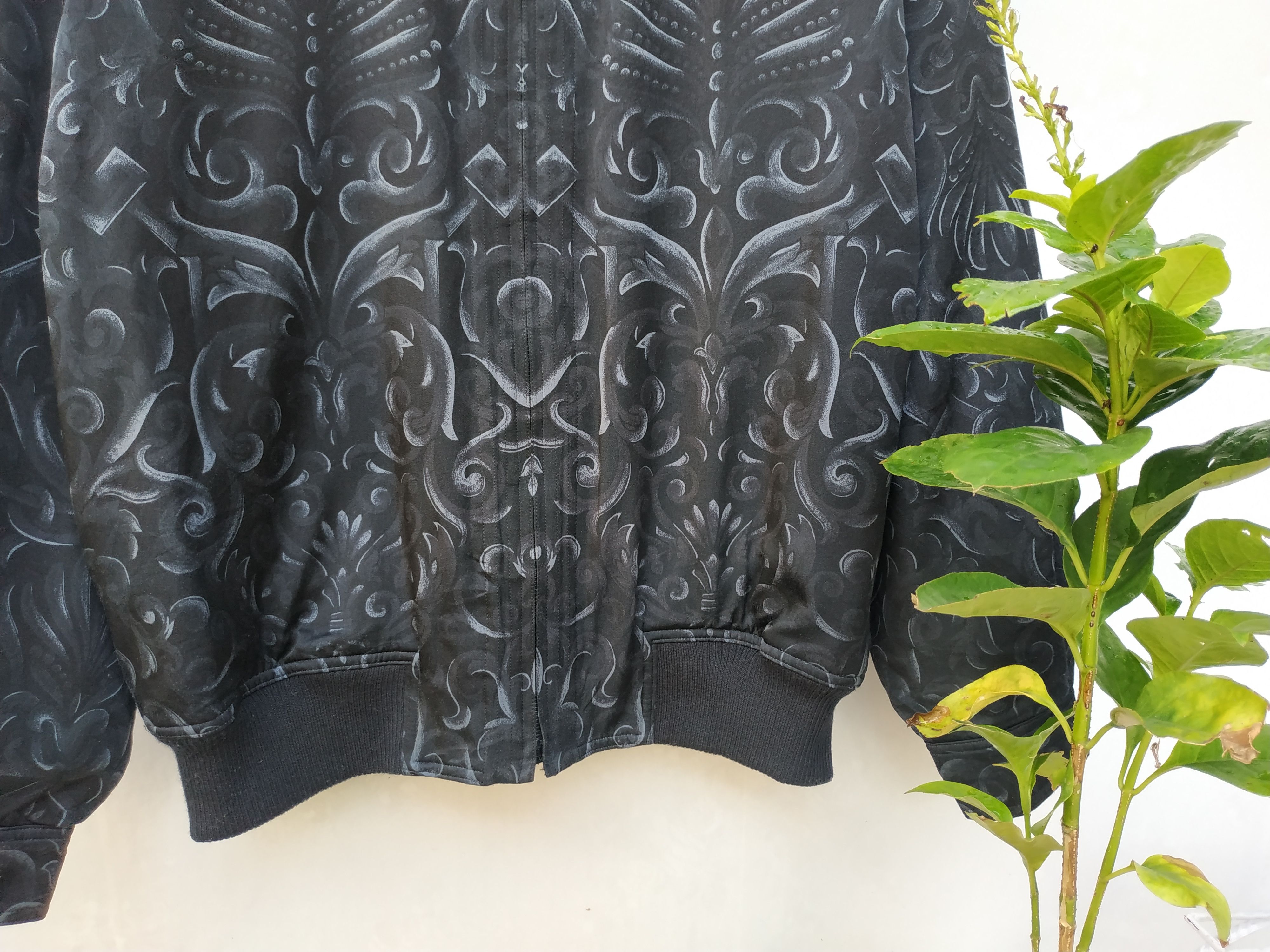 Japanese Brand 90's Made In Japan Black PIA Ethnic Bomber Jacket Size US L / EU 52-54 / 3 - 5 Thumbnail