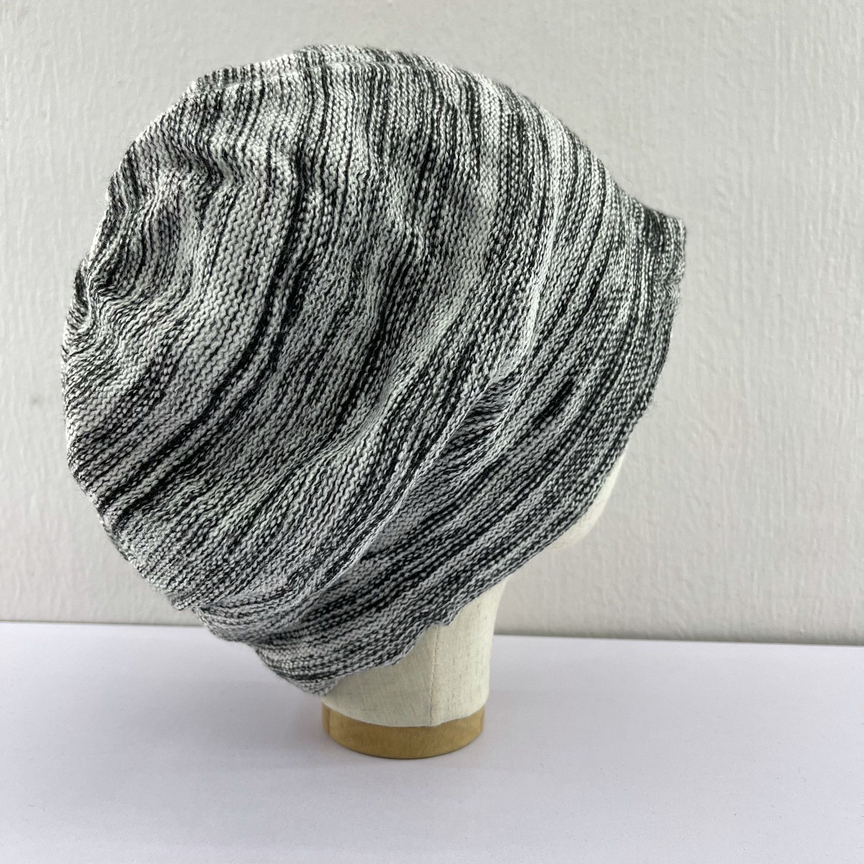 Other Queenhead Nice Design Beanie Hats-BH2186 Size ONE SIZE - 3 Thumbnail
