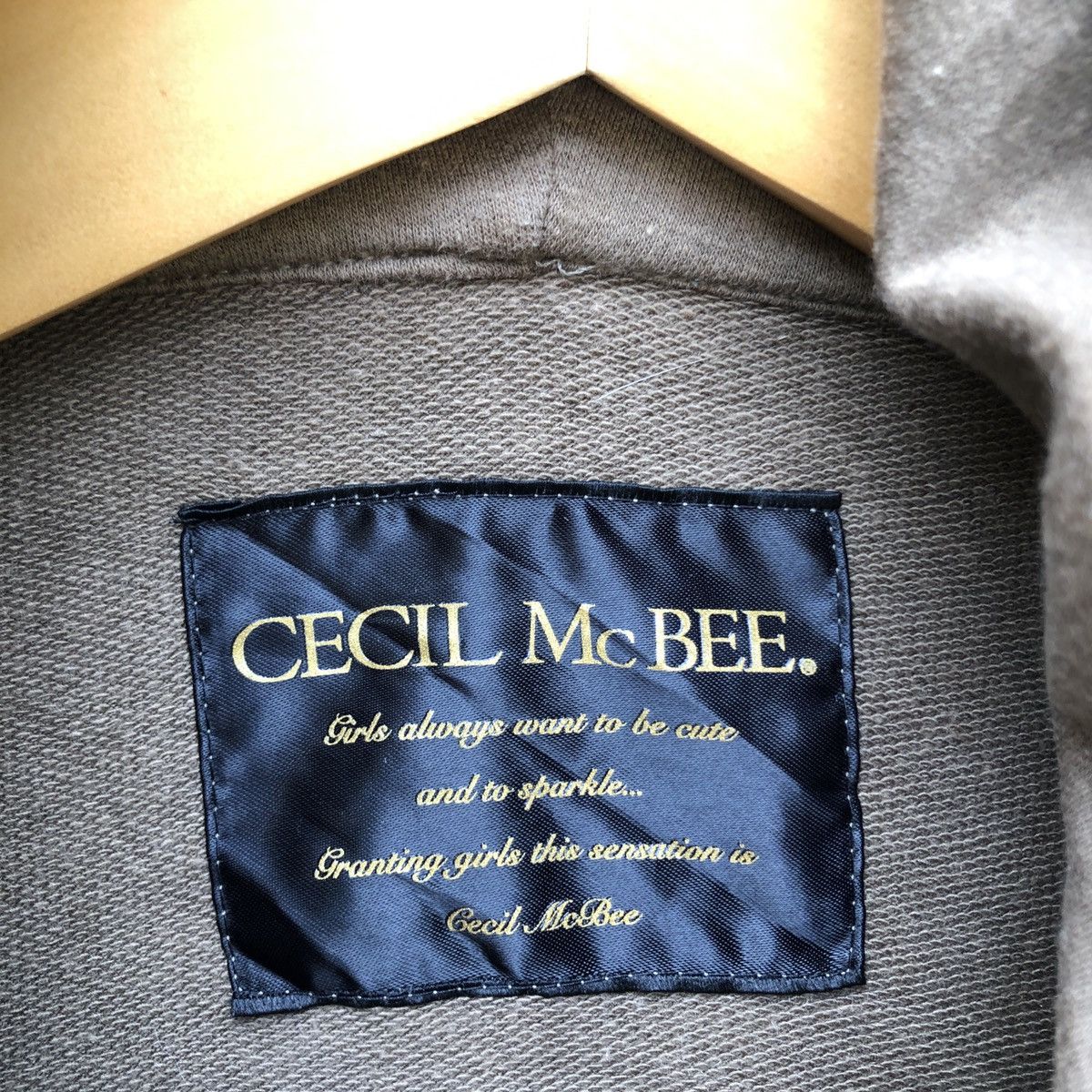 Japanese Brand CECIL MCBEE Women Zipper Hoodie #0933-30 Size L / US 10 / IT 46 - 5 Thumbnail