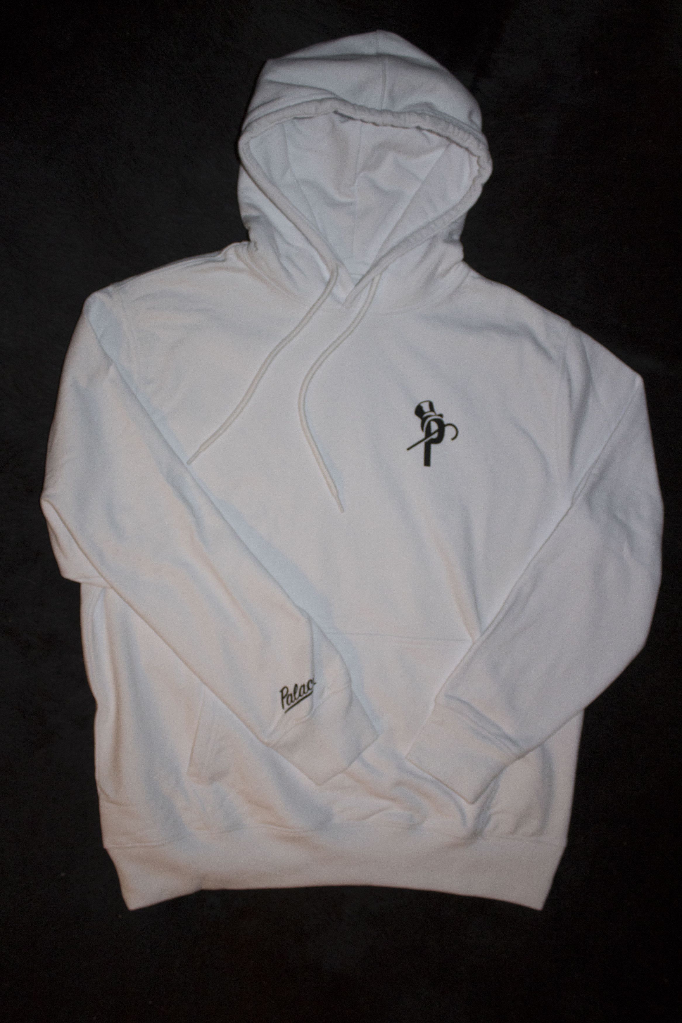 Palace pound hoodie hotsell