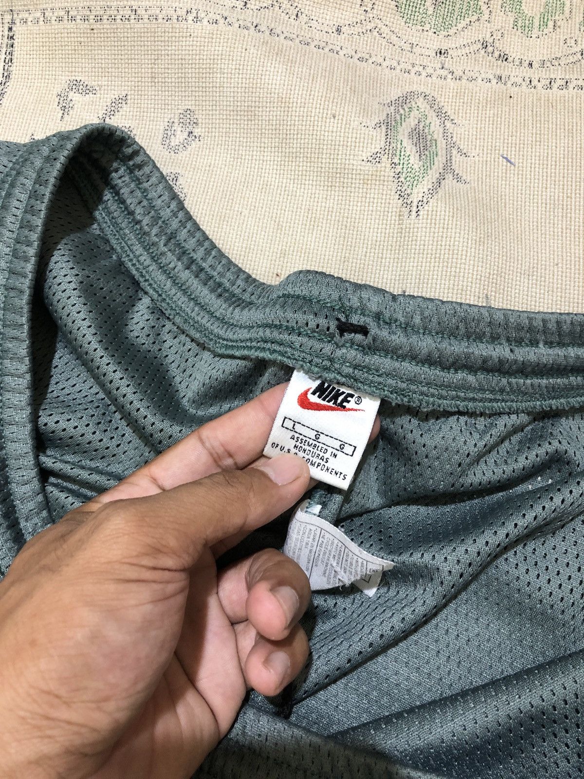Nike Vintage Nike Short Smiley 🙂 Size US 35 - 5 Thumbnail