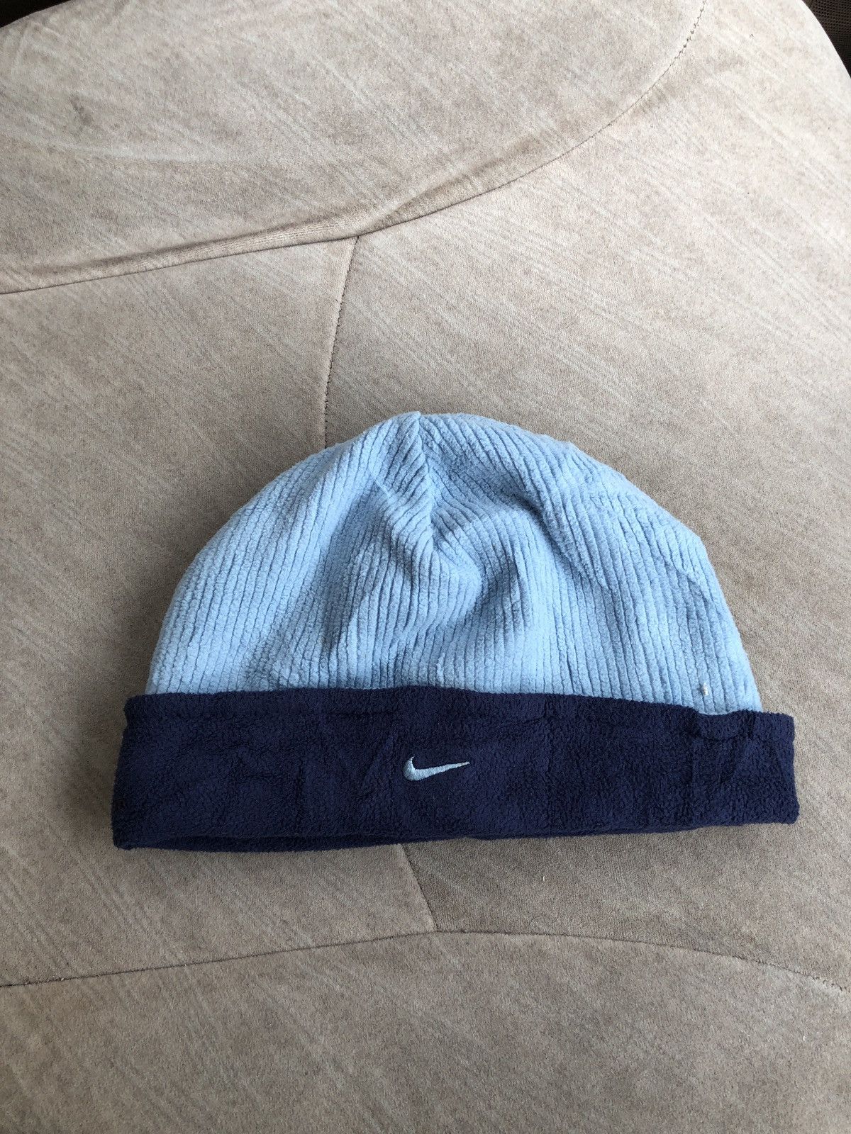 Nike Vintage Nike Beanie Size ONE SIZE - 1 Thumbnail
