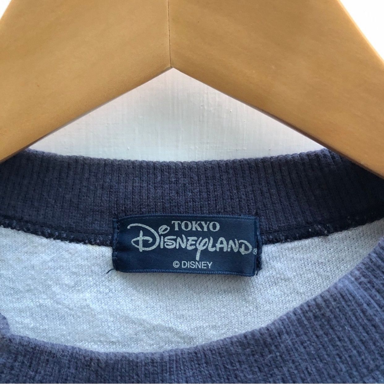 Disney 90s CHRISTMAS FANTASY TOKYO DISNEYLAND Sweatshirt #0380-08 Size S / US 4 / IT 40 - 5 Thumbnail